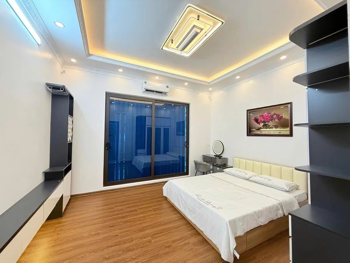 Bán Nhà  Tây Sơn 29/35m2. 5 tầng. mặt tiền 4.5m. giá 8.25 tỷ Đống Đa Hà Nội 3