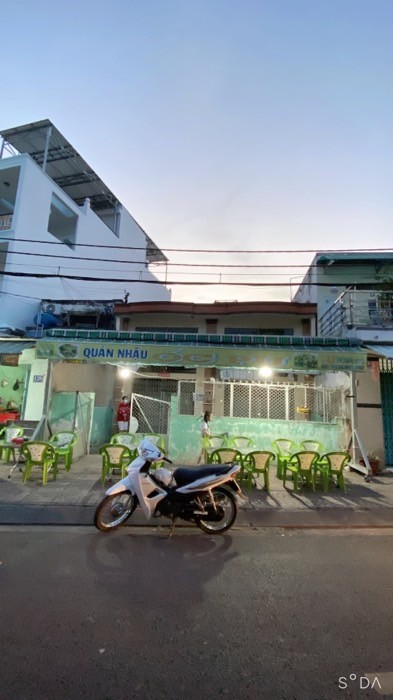 Bán nhà mặt tiền Phong Phú, giáp Quận 5, ngang 7m, 1 bước sang Châu Văn Liêm 2