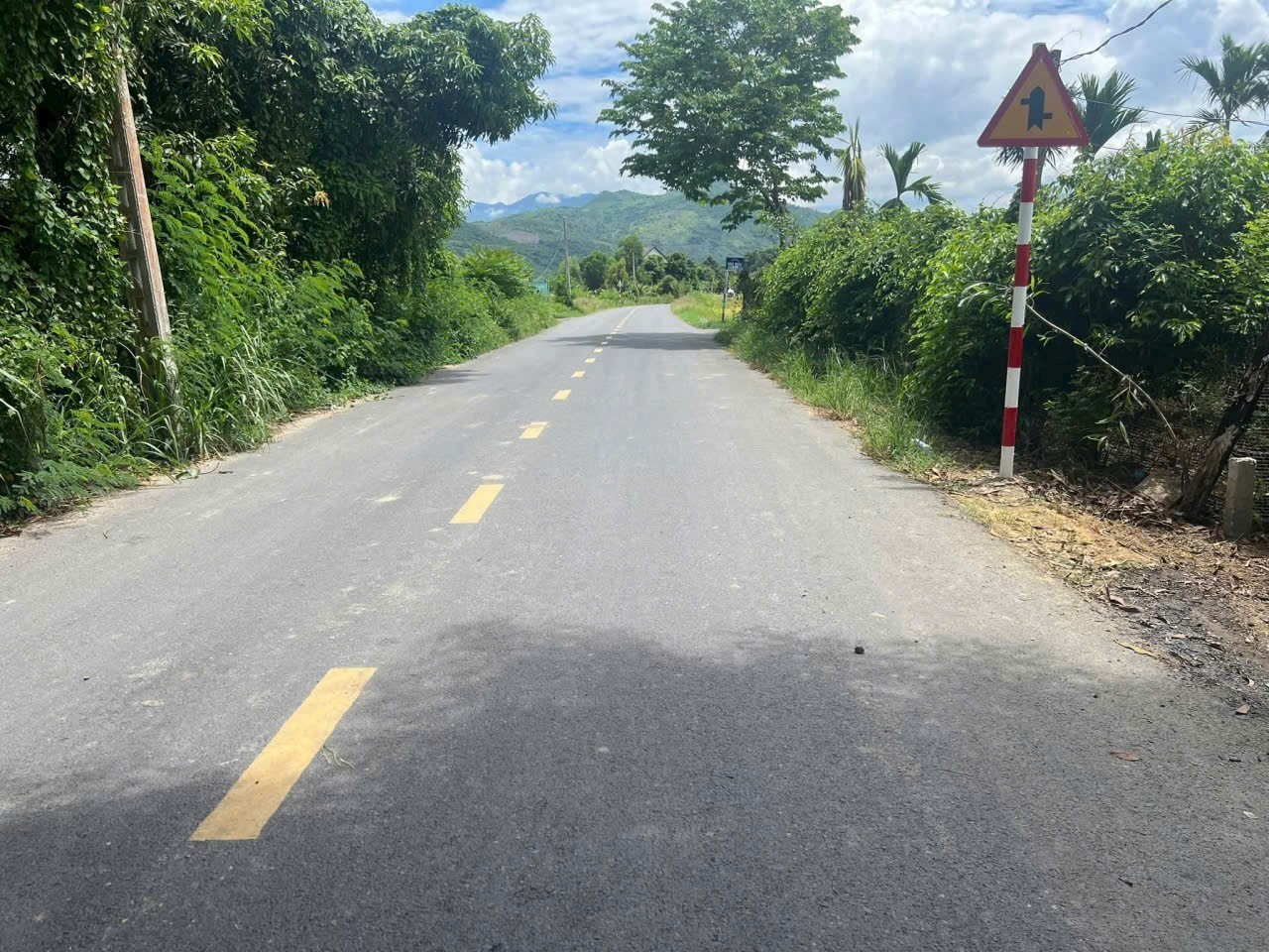 Bán đất Diên Lâm mặt tiền đường Đồng Láng gần nhà thờ Đồng Dài 2