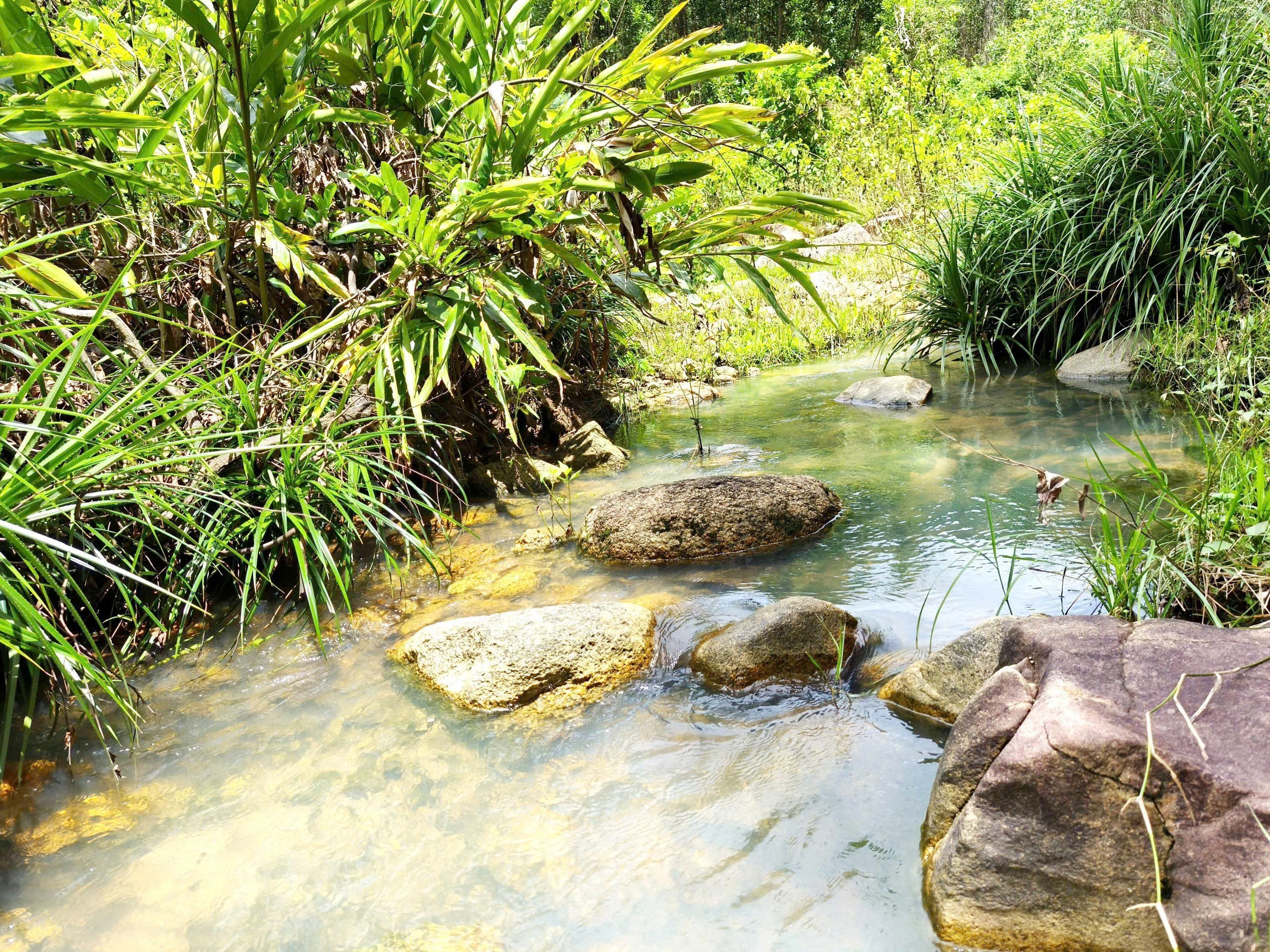 Bán đất Khánh Bình full thổ cư giá rẻ giáp suối Pá nước chảy quanh năm 2