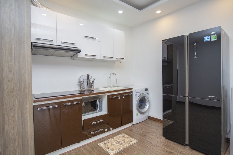 Cho thuê căn hộ 1PN rộng 65m2 tại Linh Lang, Ba Đình, đầy đủ nội thất đẹp, hiện đại 3
