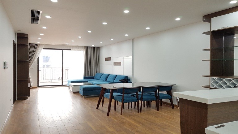 Cho thuê Căn hộ chung cư đường Tây Hồ, Phường Quảng An, Diện tích 170m², Giá 44.2 Triệu/tháng