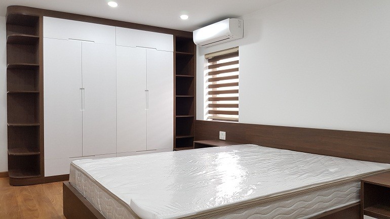 Cho thuê Căn hộ chung cư đường Tây Hồ, Phường Quảng An, Diện tích 170m², Giá 44.2 Triệu/tháng 9