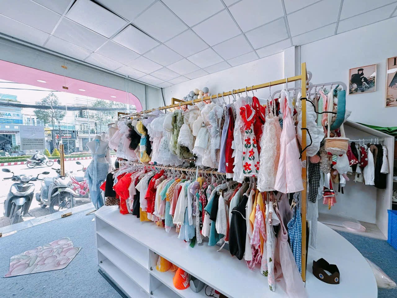 Tôi bán nhà Mặt phố Ngọc Hồi sầm uất gần phố Giải Phóng 36m2 chỉ 13.x tỷ. LH 0989626116