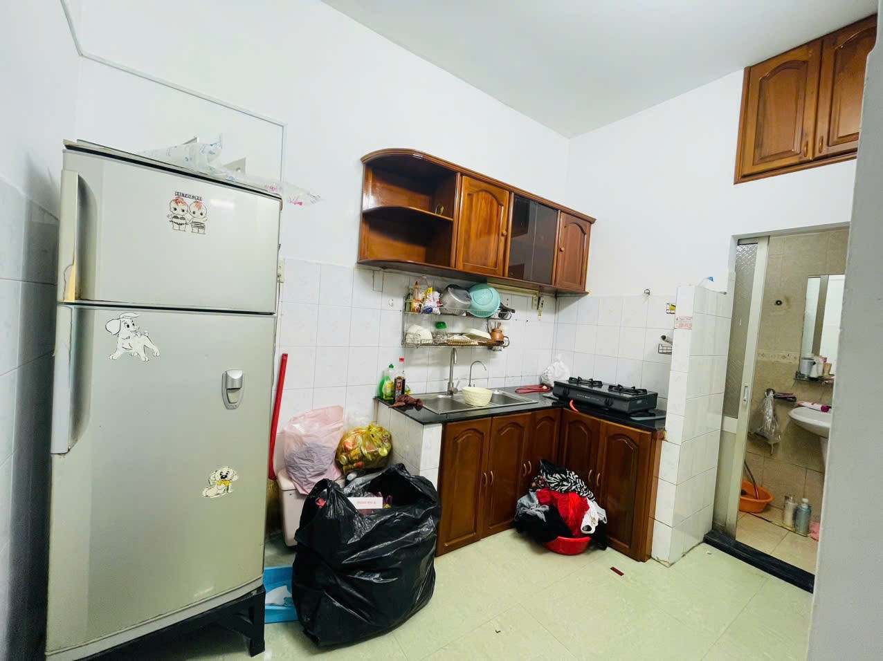 Nhà 1 Trệt 1 Lầu – Ngay Chợ Đầm, Cách Biển Chỉ 700m- Diện tích đất: 25m² – Diện tích sử dụng: 3