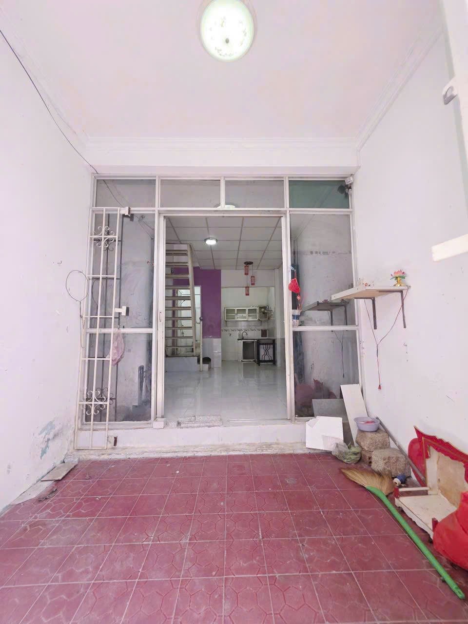 BÁN NHÀ GIÁ RẺ – ĐƯỜNG HẢI ĐỨC, P. PHƯƠNG SÀI (CŨ), TÂY NHA TRANGGiá chỉ: 1,75 TỶ (bớt lộc –