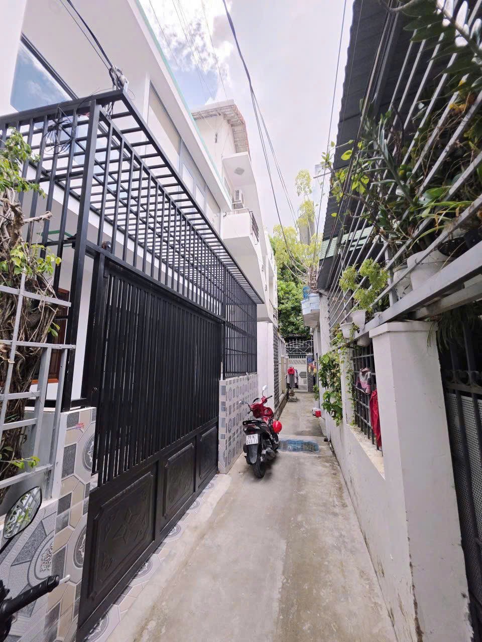 BÁN NHÀ GIÁ RẺ – ĐƯỜNG HẢI ĐỨC, P. PHƯƠNG SÀI (CŨ), TÂY NHA TRANGGiá chỉ: 1,75 TỶ (bớt lộc – 3