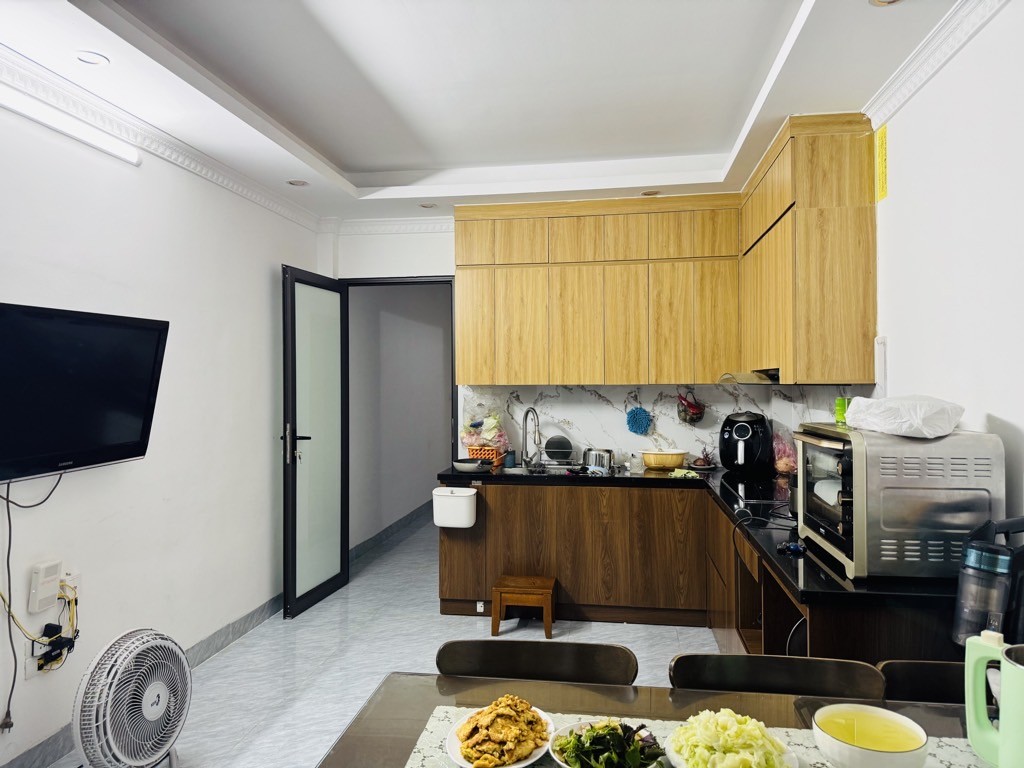 Bán Nhà Thạch Bàn, LongBiên 6T, 35m2, chỉ 8,48 tỷ (Lô góc, ô tô đỗ cửa) 6