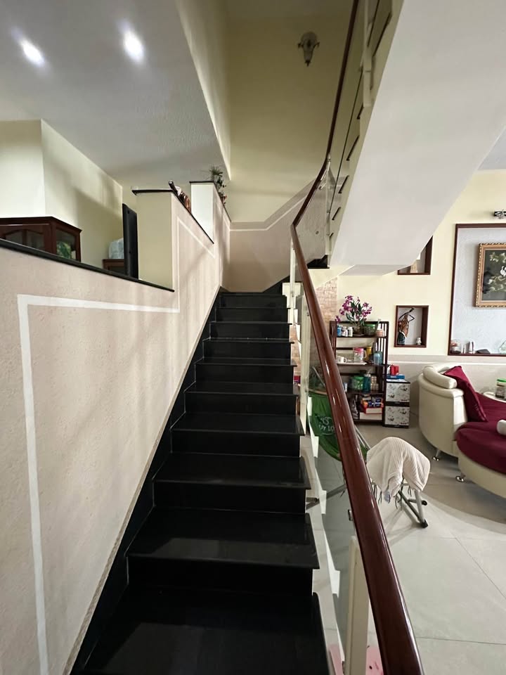 Cần tiền Bán gấp Nhà Trung Tâm Đường Nguyễn Lương Bằng, P2, ĐÀ LẠT 3