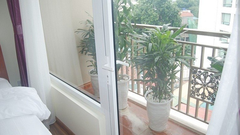 Cho thuê căn hộ dịch vụ tại Phan Huy Chú, Hoàn Kiếm, 55m2, 1PN, đầy đủ nội thất 3