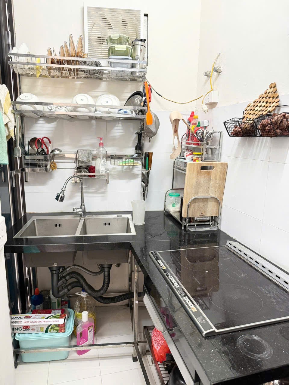 Cho thuê nhà riêng ngõ 325 Nguyễn Khang, Cầu Giấy 30m x 2T, full đồ giá 9 triệu 4