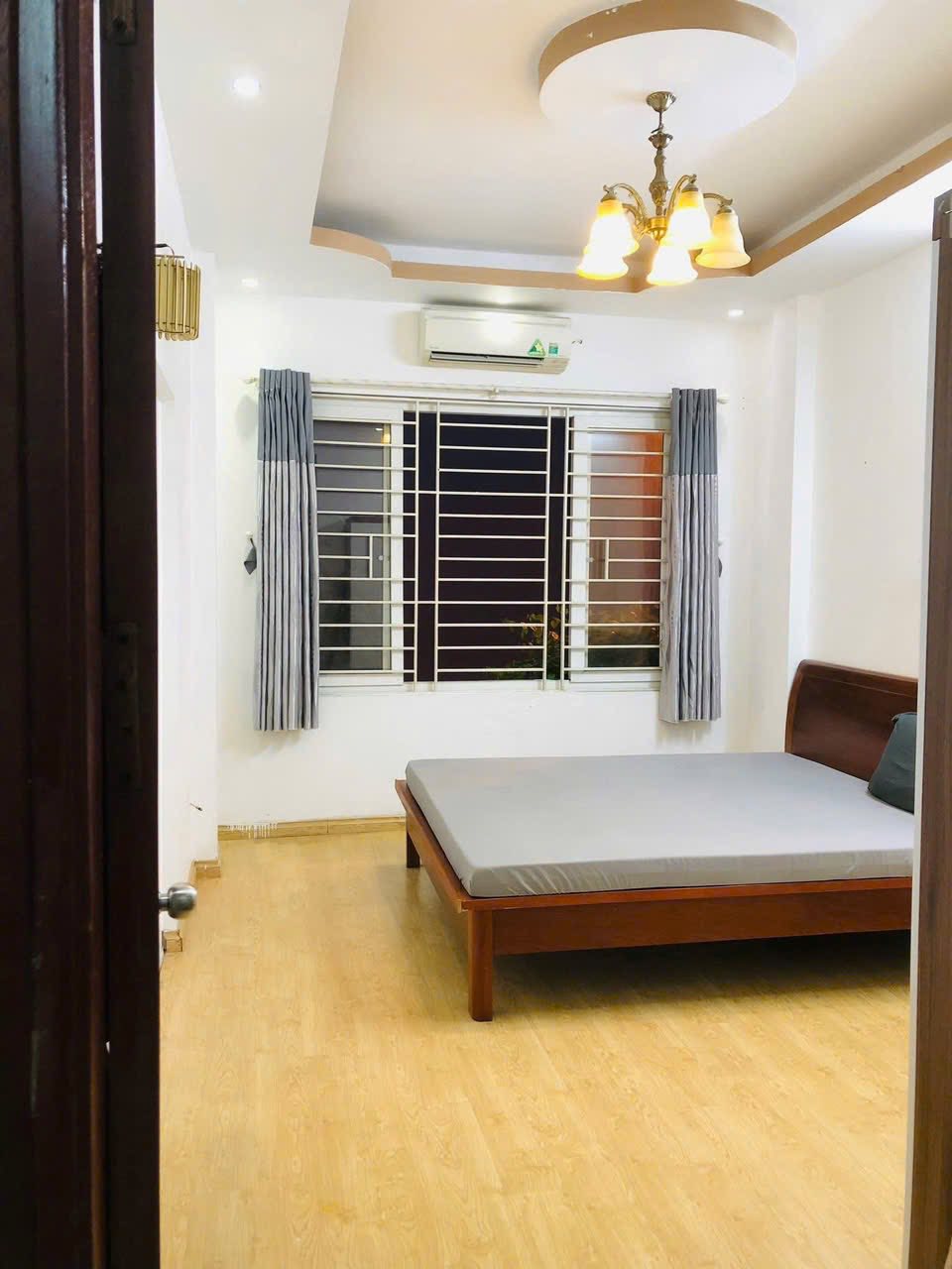 Cho thuê nhà riêng Phương Mai - Đống Đa 42m x 4T, 3PN3VS giá 10.5TR, ở gia đình - nhóm 2