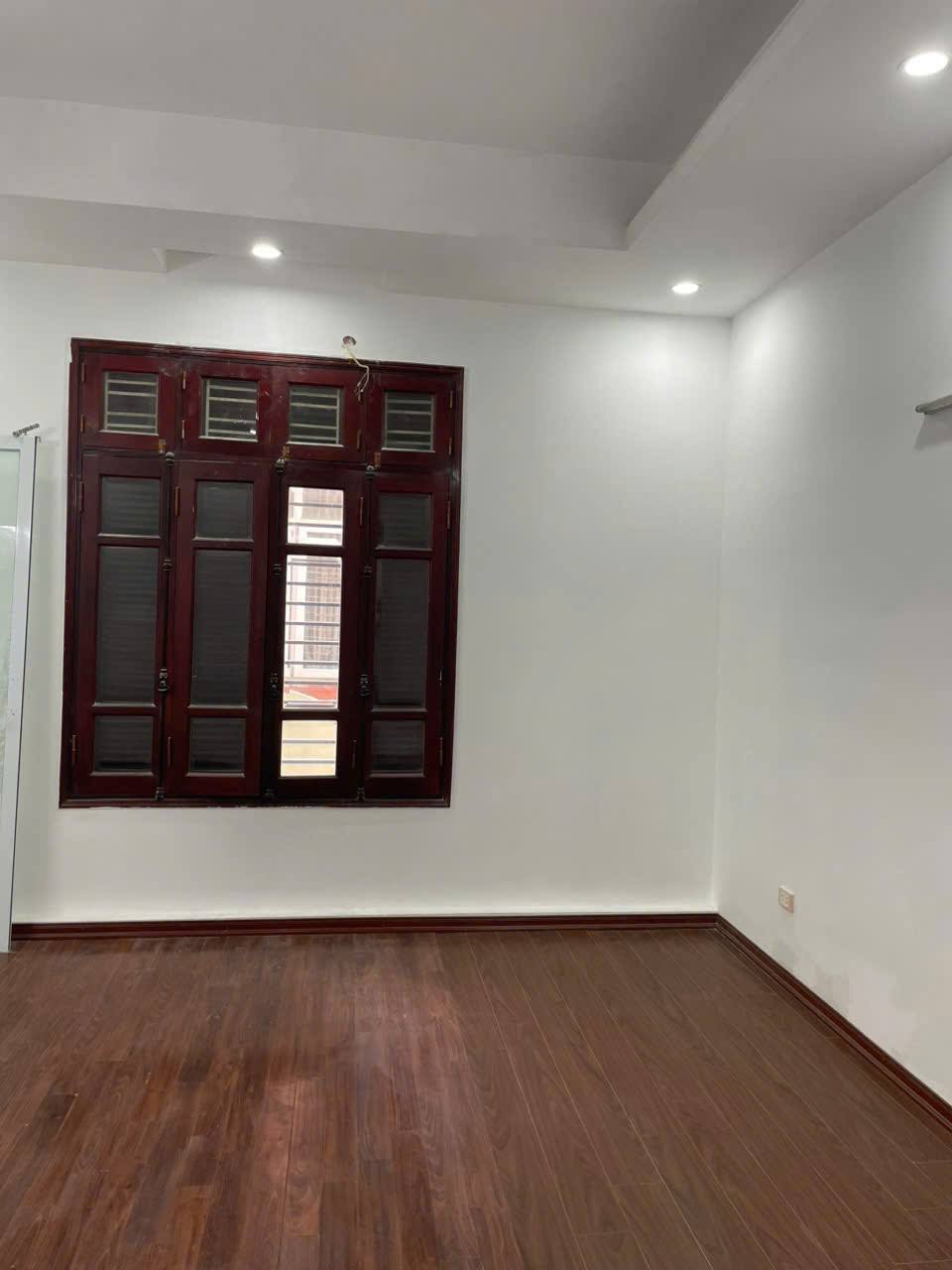 Cho thuê nhà riêng PL - ô tô Nguyễn Khánh Toàn - Cầu Giấy 78m x 5T, 6PN4VS giá 45 triệu 5