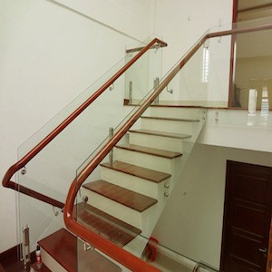 Cho thuê nhà căn góc, Mai Hắc Đế, thang máy; vỉa hè 116m2* 5T- 43 Tr 3