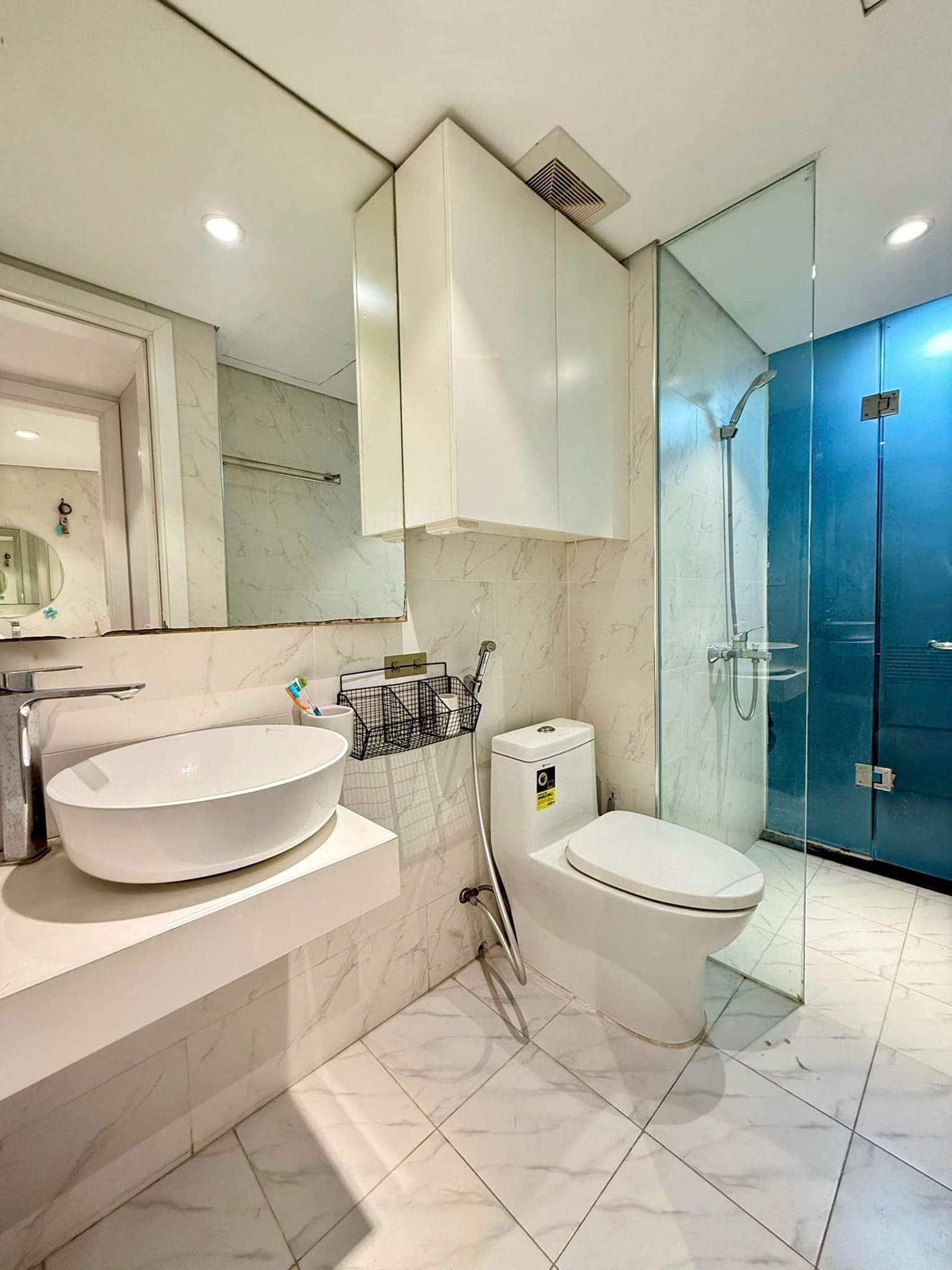 Cho thuê nhà đẹp , thang máy,vỉa hè, 118m2- 5T, Nguyễn Thị Định_43 Tr 2