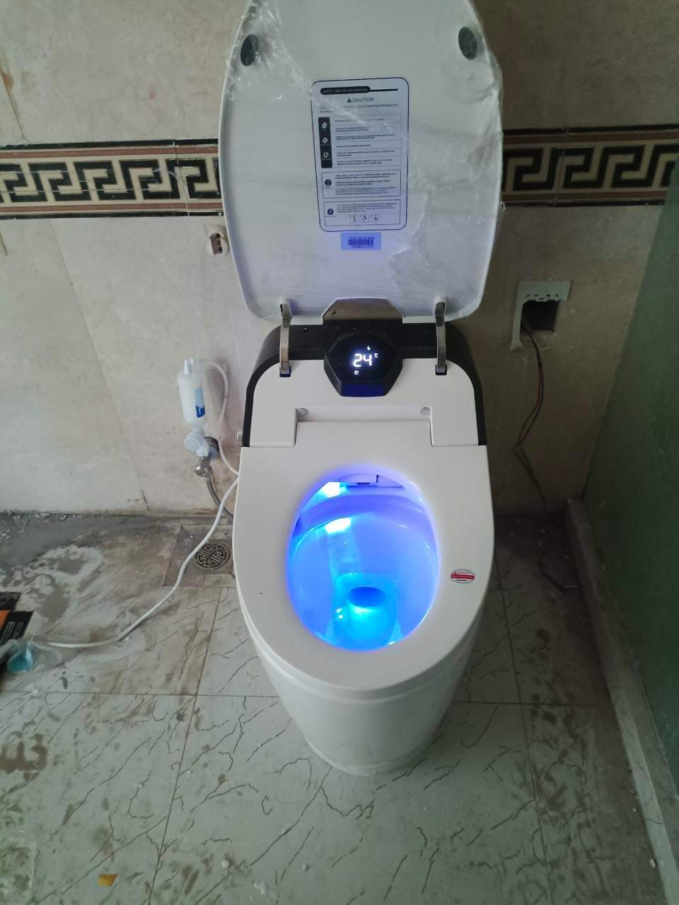 Cho thuê nhà mới, căn góc , thang máy,vỉa hè, 118m2- 4T, Đào Tấn_45 Tr 2