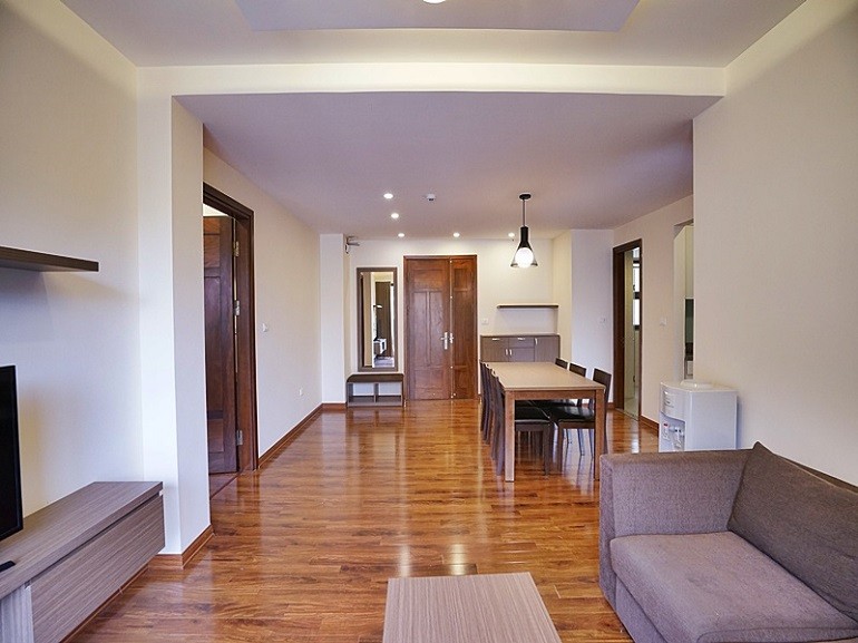 Cho thuê căn hộ rộng 100m2, 2PN tại Tô Ngọc Vân, Tây Hồ, đủ đồ đẹp, hiện đại 8