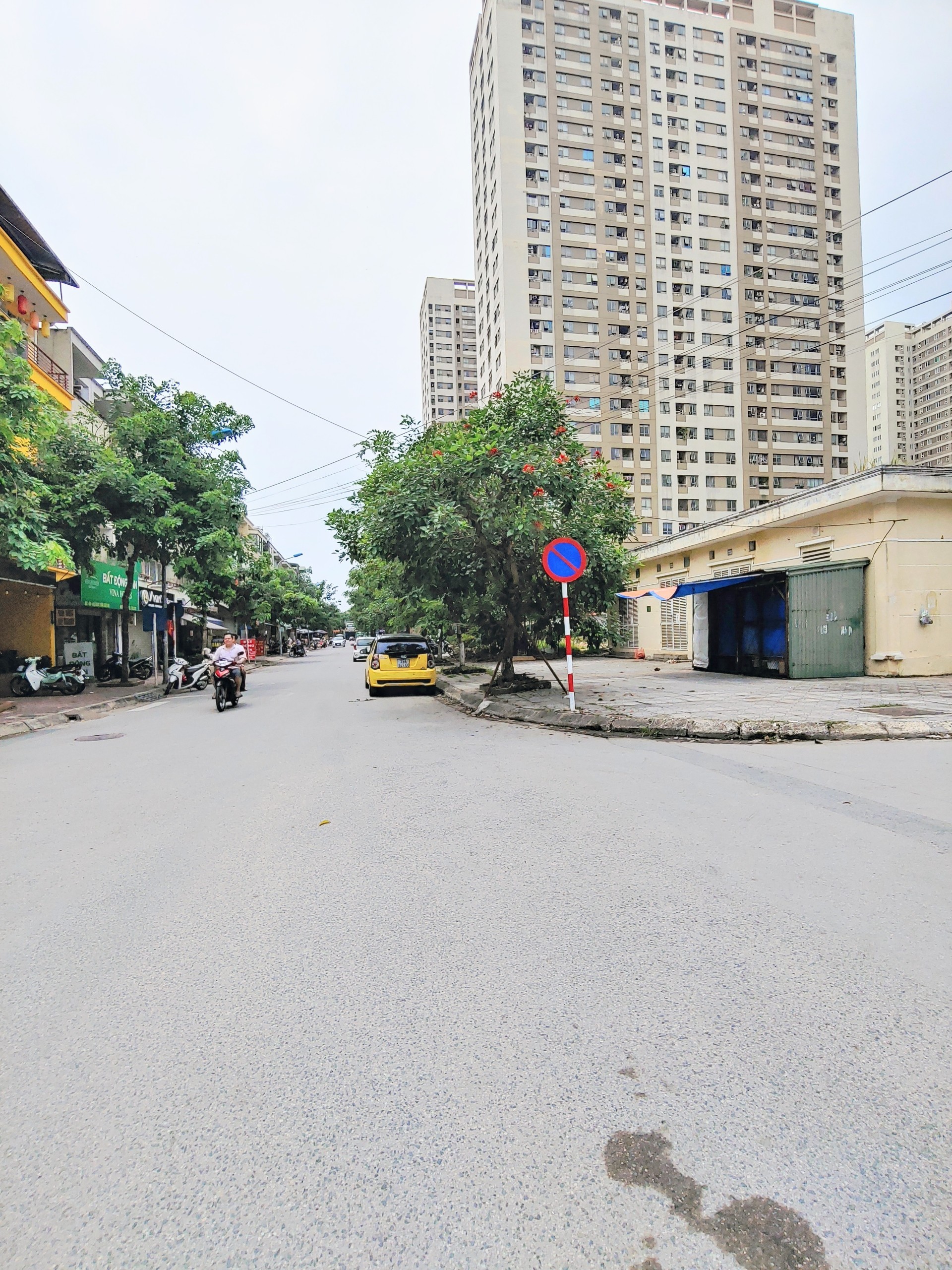 BÁN LIỀN KỀ 4 HOÀN THIỆN ĐẸP, MẶT ĐƯỜNG 27M KĐT TÂN TÂY ĐÔ(sdt liên hệ: 0915458886) 4