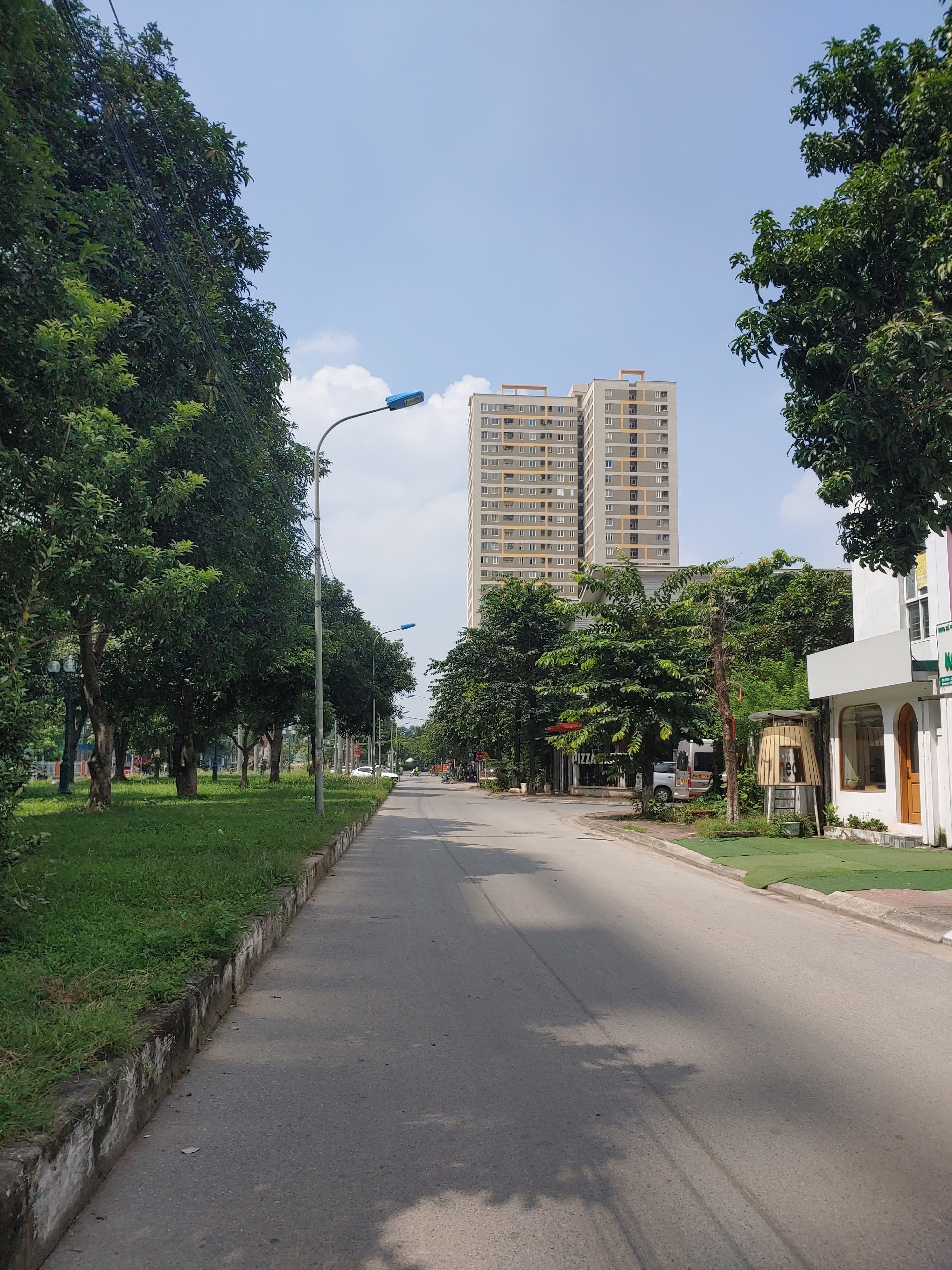 CĂN CHUNG CƯ 64M2 HOÀN THIỆN – MẶT ĐƯỜNG QUỐC LỘ 32 TẠI KĐT TÂN TÂY ĐÔ (sdt liên hệ: 0915458886)
