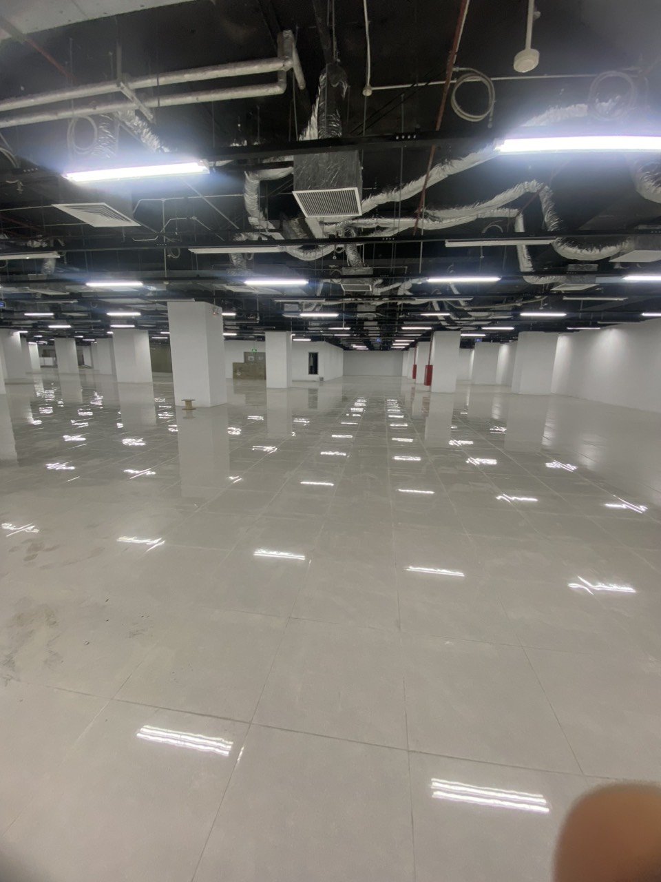 Cho thuê Văn phòng, Mặt bằng đường Tây Sơn, Phường Kim Liên, Diện tích 500m², Giá chỉ 9$/m2 4