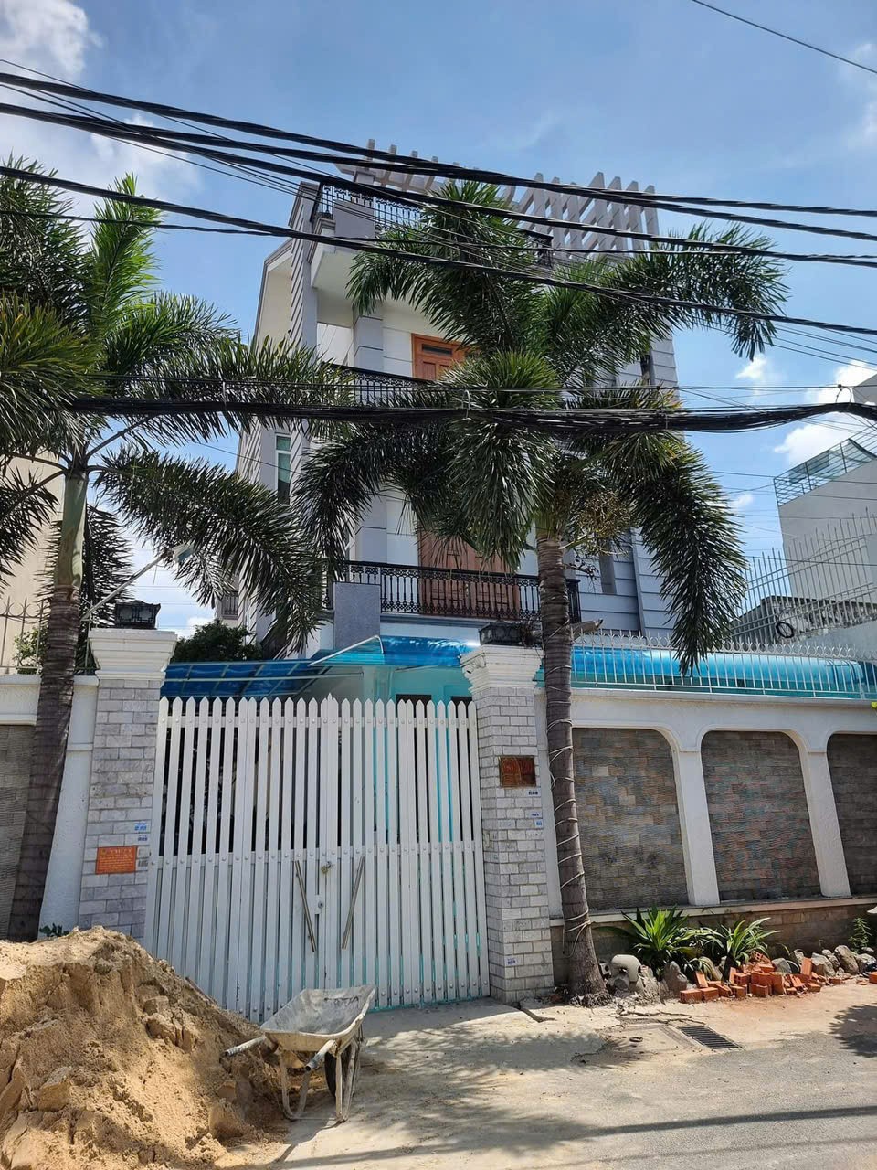 BIỆT THỰ (12x20) HẺM VIP TÂN THỚI HIỆP 21, Q12 – TÁCH 3 LÔ – GIÁ CHỈ 14 TỶ