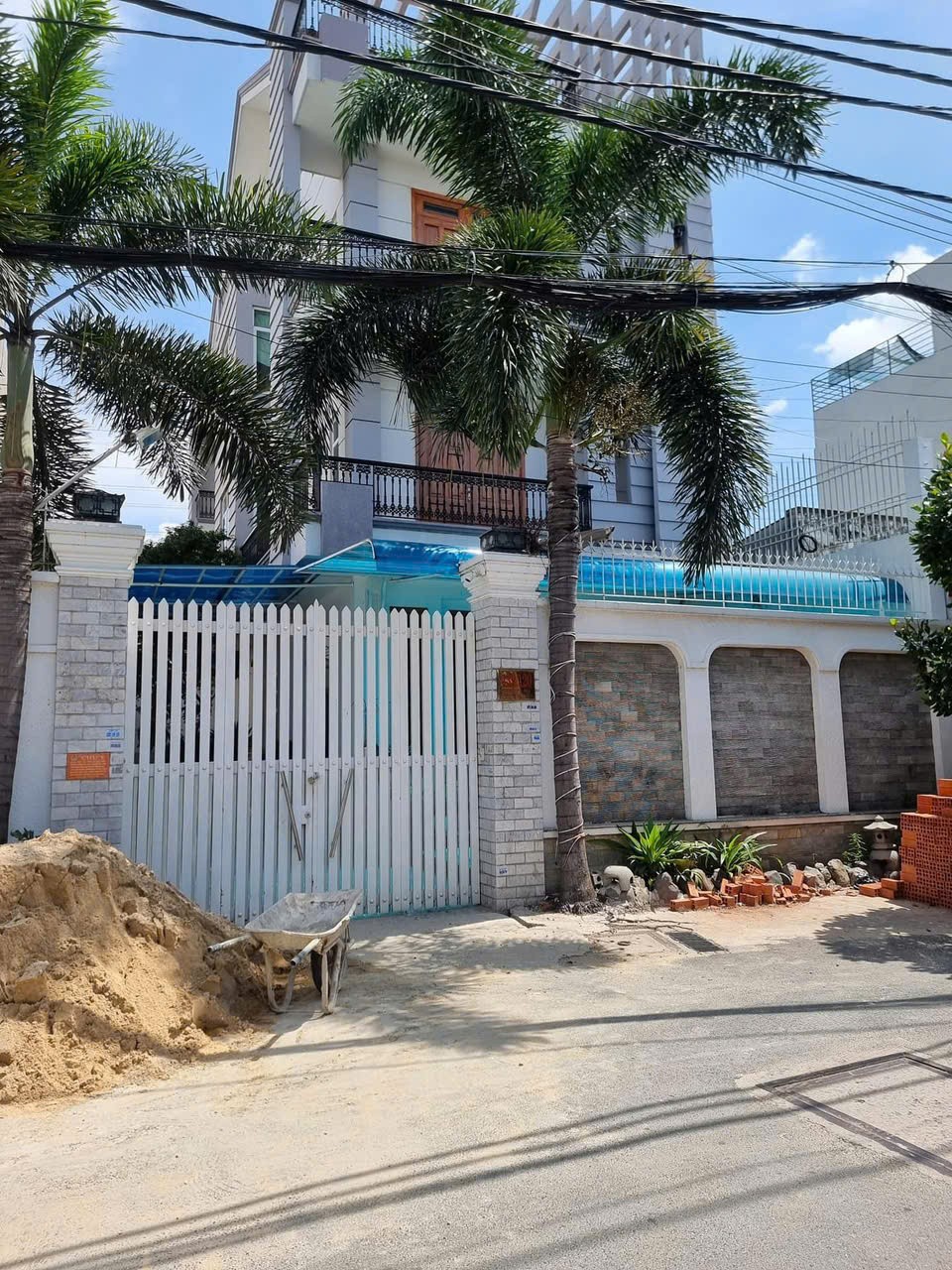BIỆT THỰ (12x20) HẺM VIP TÂN THỚI HIỆP 21, Q12 – TÁCH 3 LÔ – GIÁ CHỈ 14 TỶ 2