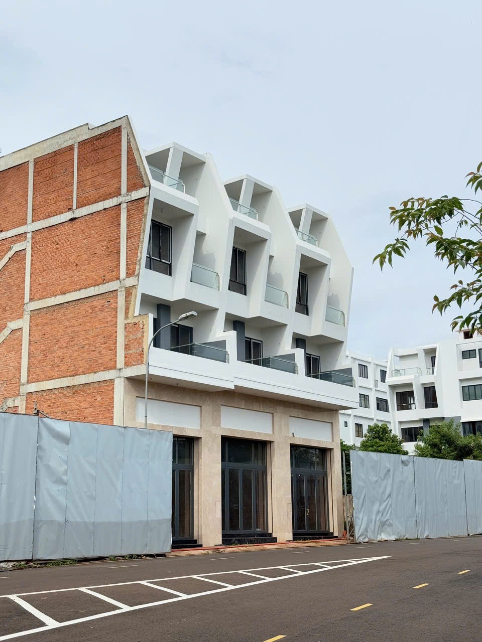 Thanh toán chỉ 3.8 tỷ (30%) shophouse view trường học, KĐT Trung Nguyên. CK 15%