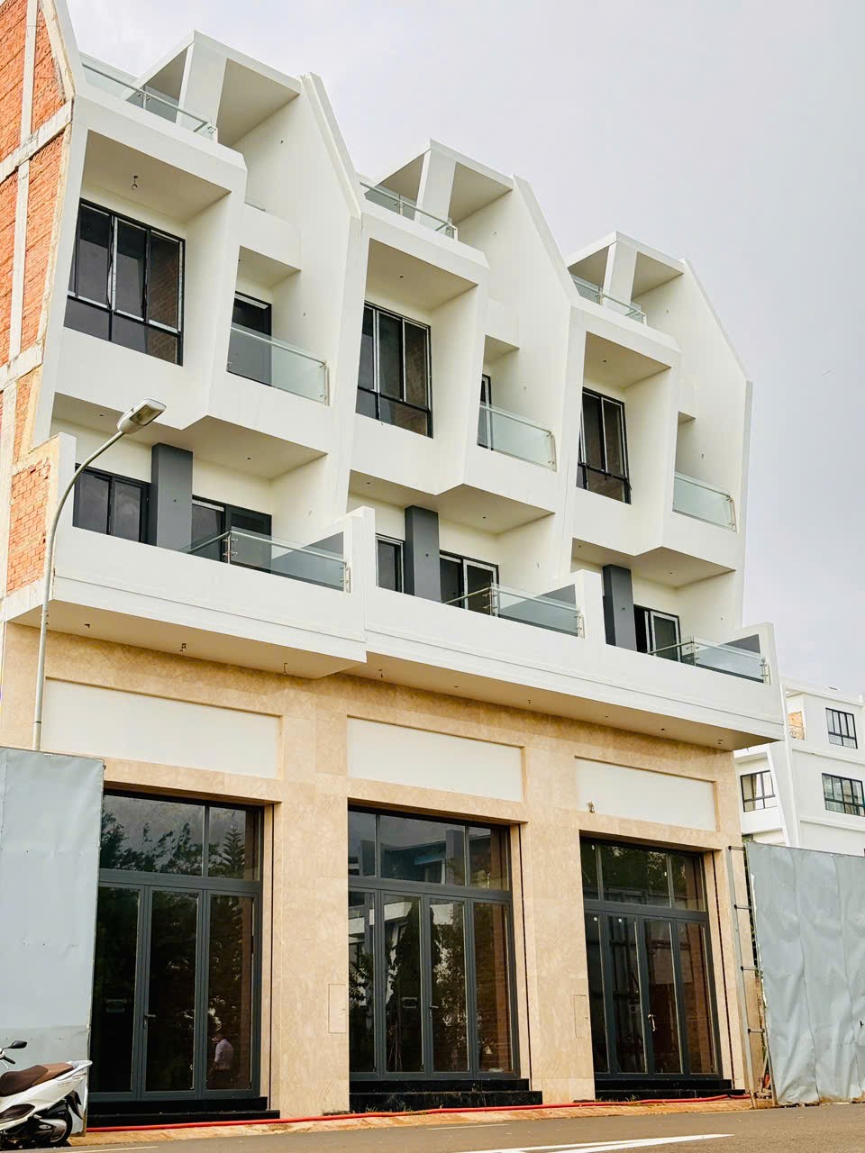 Thanh toán chỉ 3.8 tỷ (30%) shophouse view trường học, KĐT Trung Nguyên. CK 15% 3