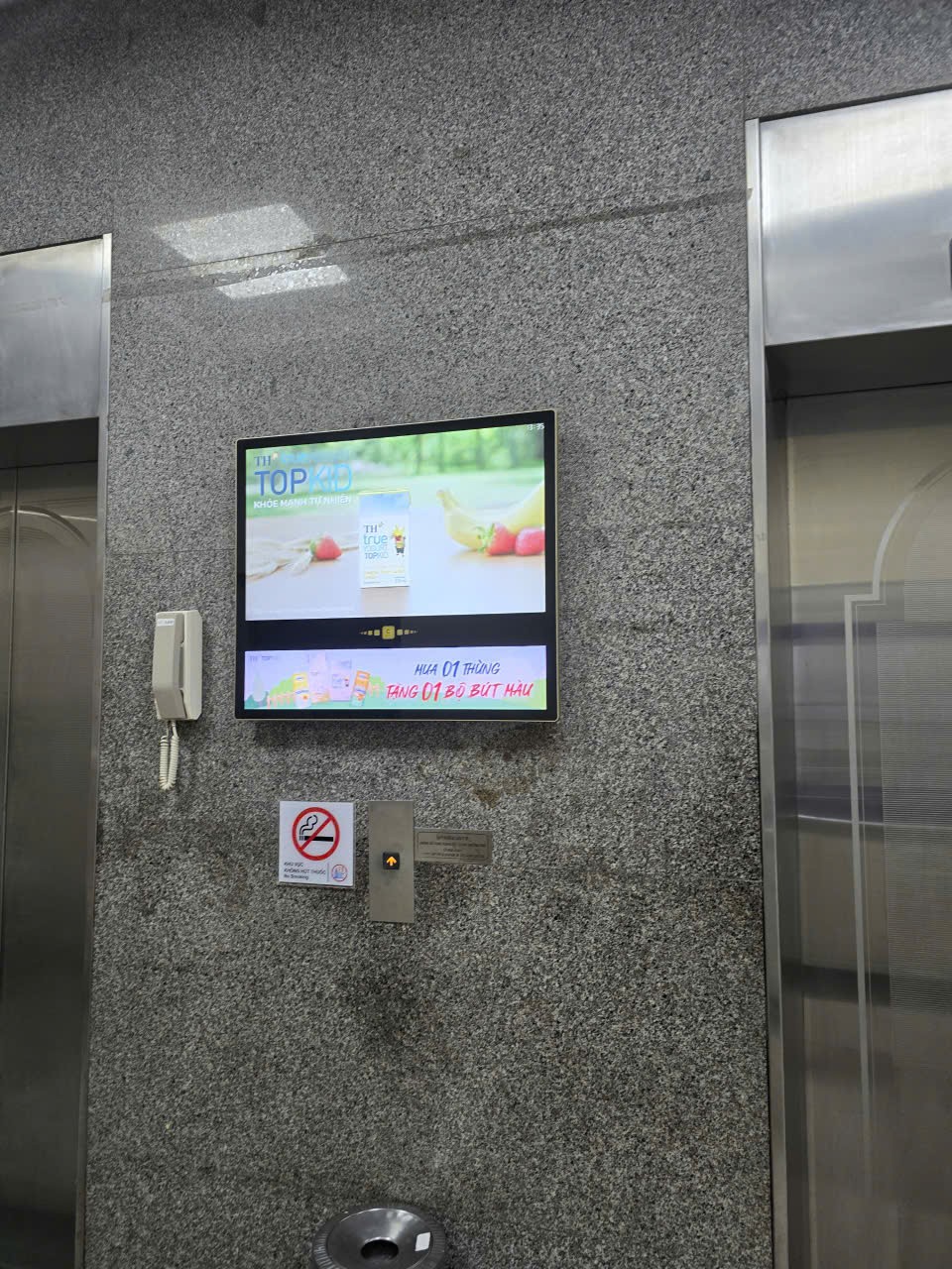 Cho thuê căn hộ dt 144m2 rộng thênh thang có thể làm văn phòng hoặc để ở lâu dài giá cực rẻ 5