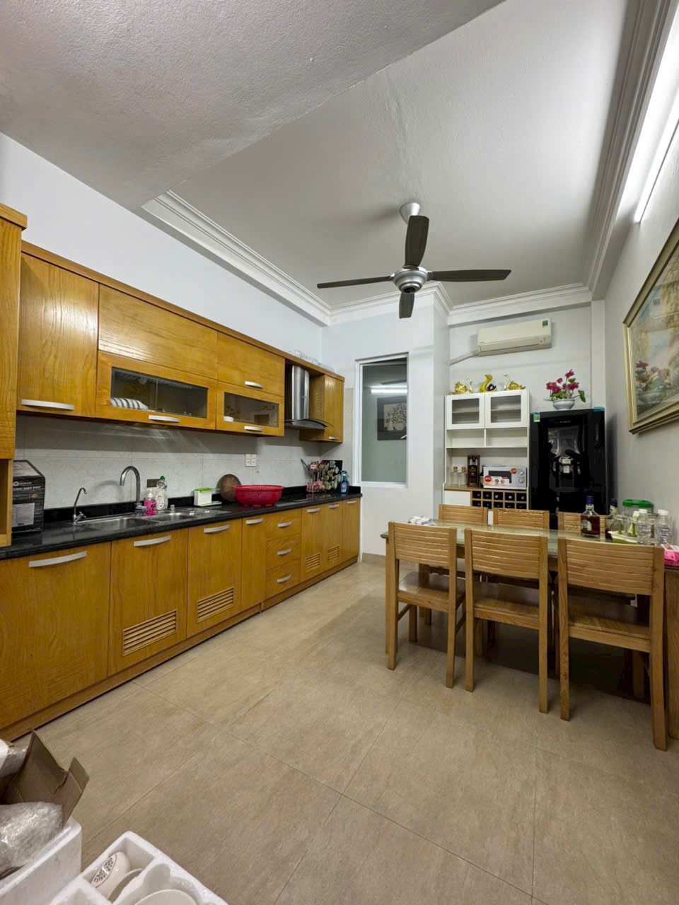 Cần bán 40m2 nhà 4 tầng mặt phố Phạm Khắc Quảng. Vị trí đẹp, kinh doanh sầm uất