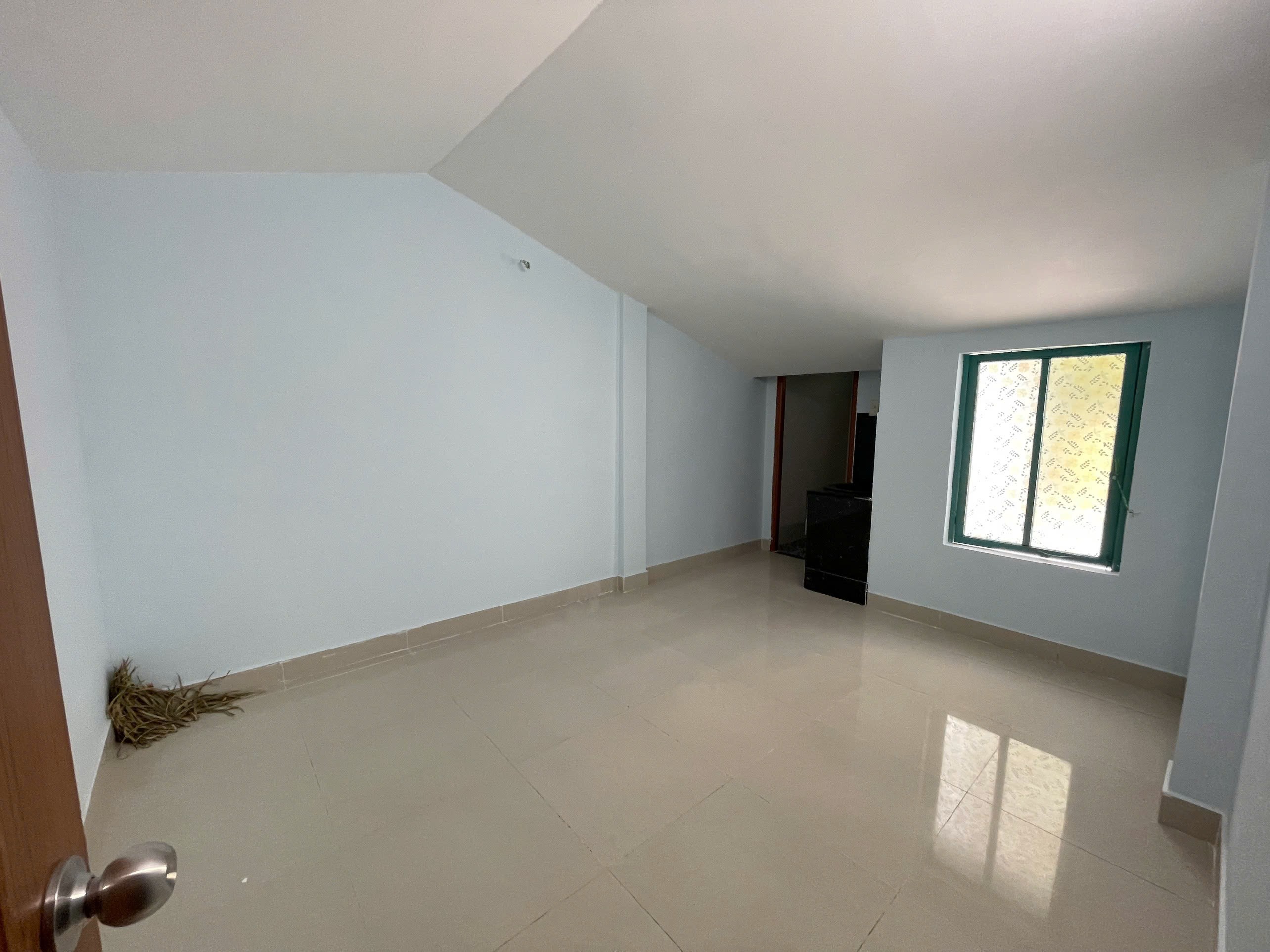 Cần bán Nhà mặt tiền Quận 9, Hồ Chí Minh, Diện tích 90m², Giá 10 Tỷ 2