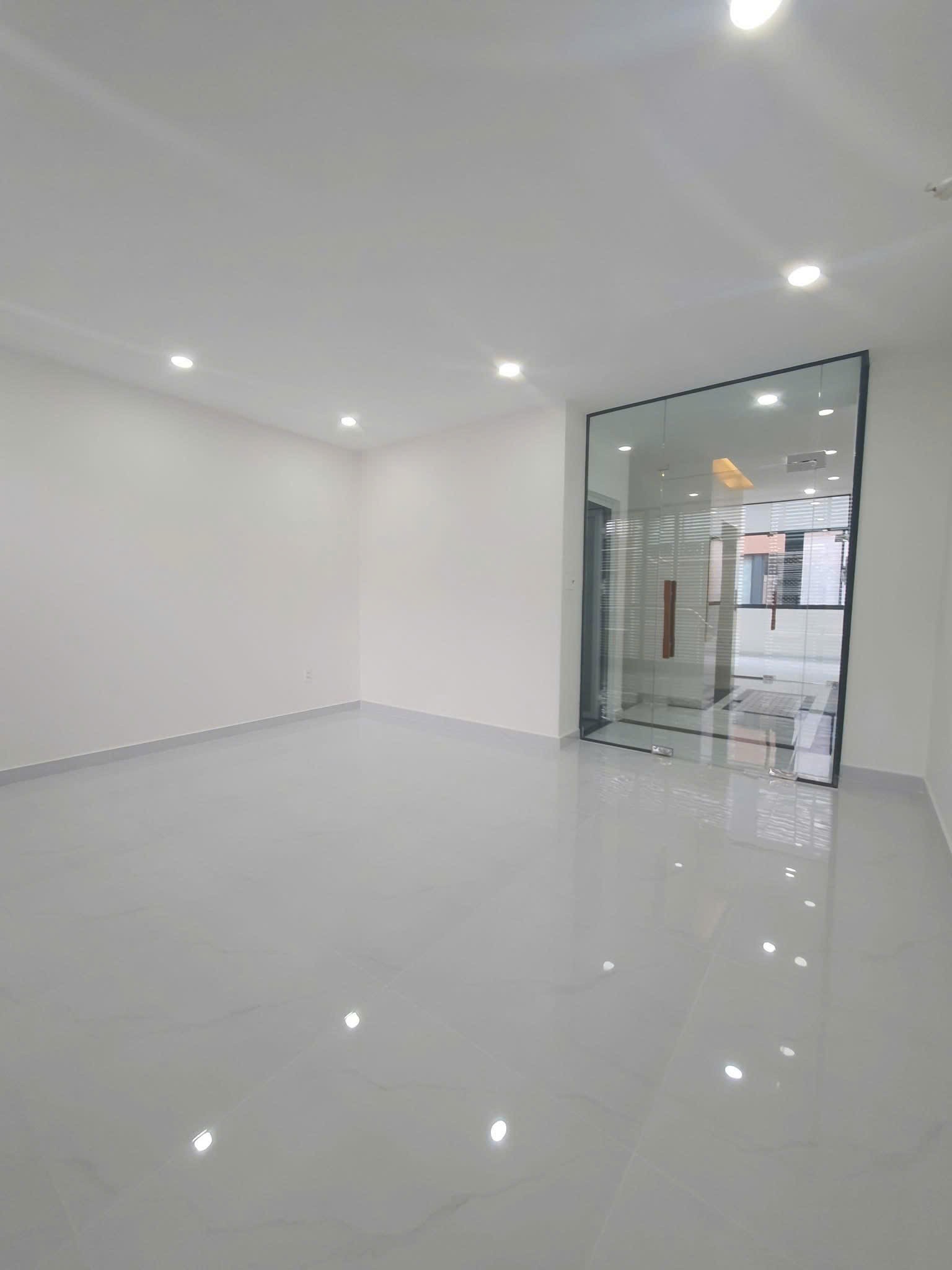 Cho thuê Nhà mặt tiền Phường Phước Long B, Quận 9, Diện tích 95m², Giá 60 Triệu/tháng 5