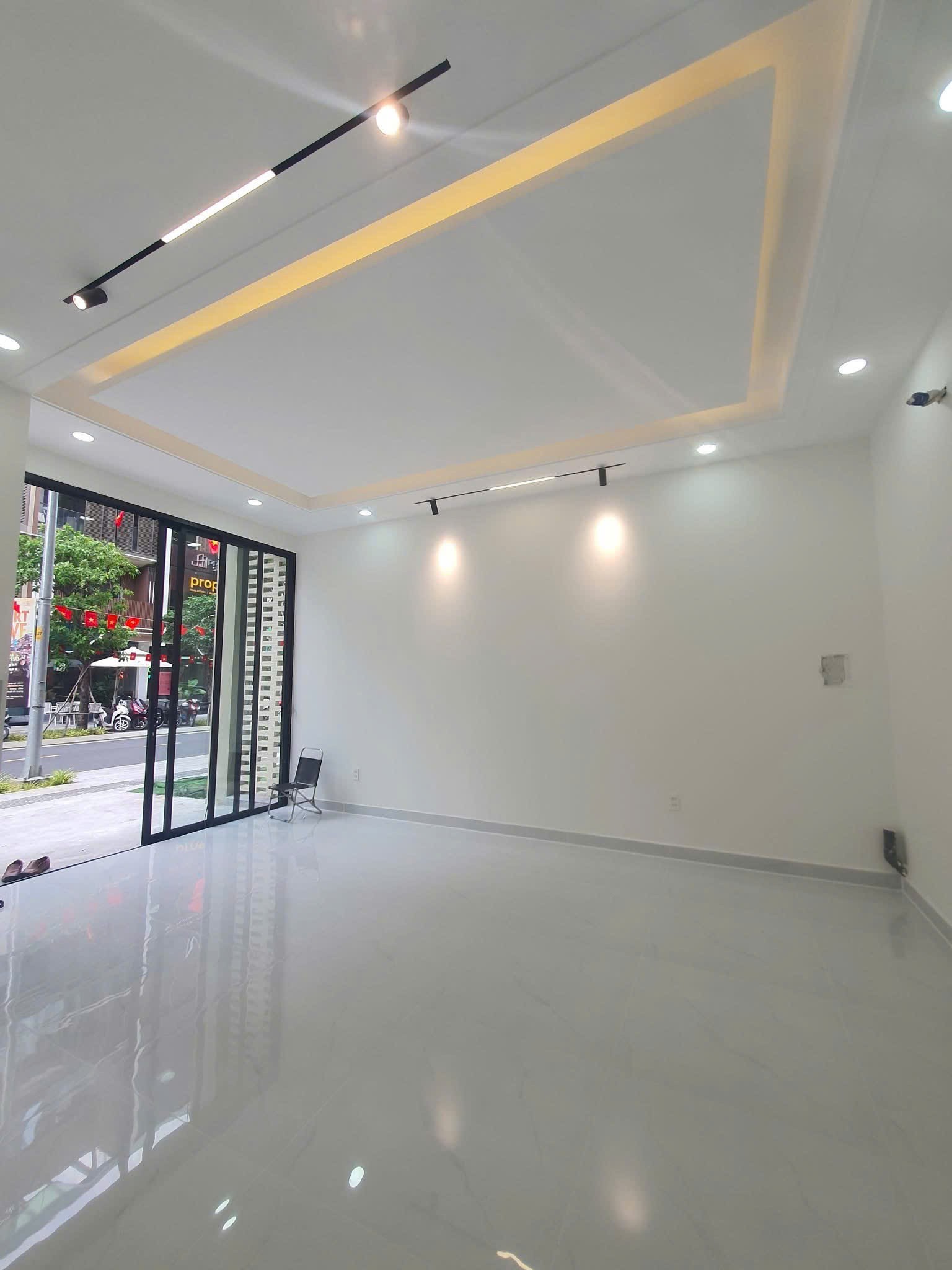 Cho thuê Nhà mặt tiền Phường Phước Long B, Quận 9, Diện tích 95m², Giá 60 Triệu/tháng 3