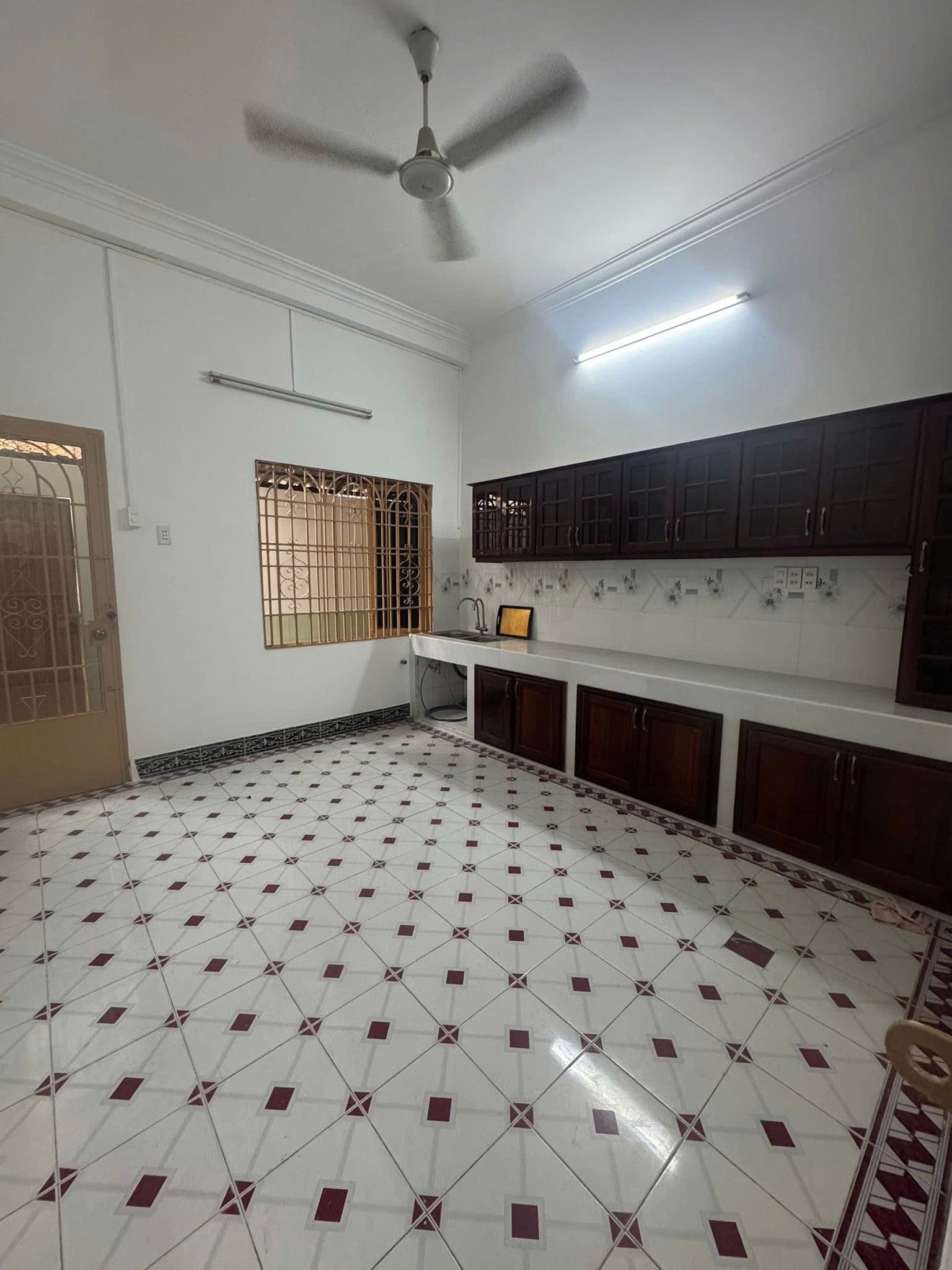 Cần bán Nhà mặt tiền Phường Linh Chiểu, Thủ Đức, Diện tích 80m², Giá 012.5 Tỷ