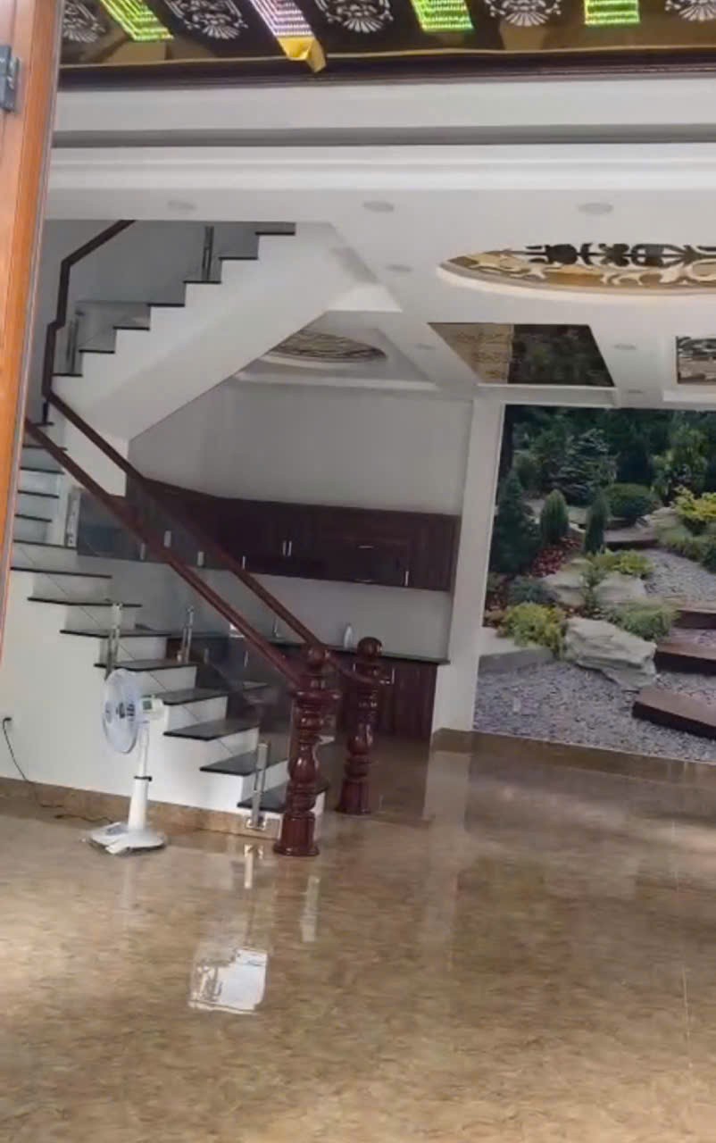 Cần bán Nhà mặt tiền đường Trần Thái Tông, Phường 15, Diện tích 127m², Giá 25 Tỷ