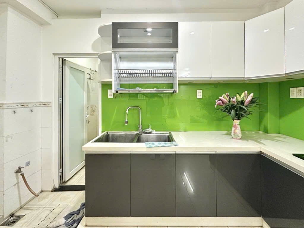 Quận 3 - 7,x tỷ - 33m2 - 5 Tầng BTCT ngay Hoàng Sa thông lý chính thắng 5