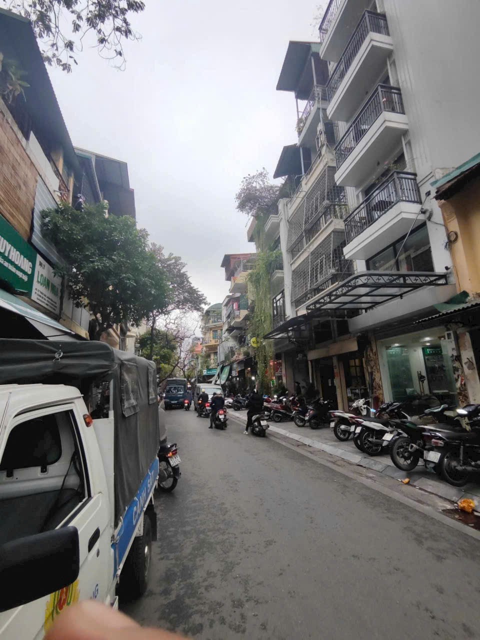 MẶT PHỐ HIẾM - NGAY NGÃ TƯ MẶT PHỐ HÀNG CÁ- SỔ ĐỎ HOA HẬU - THỬA ĐẤT NỞ HẬU - CỰC HÚT TÀI LỘC
