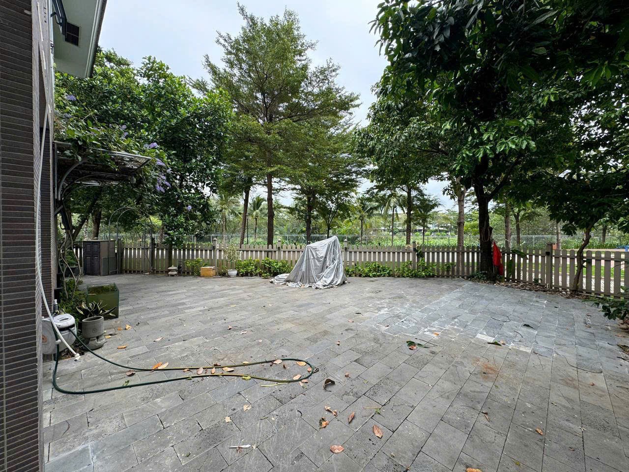 Cần bán Biệt thự Phường Phú Hữu, Quận 9, Diện tích 218m², Giá Thương lượng 4