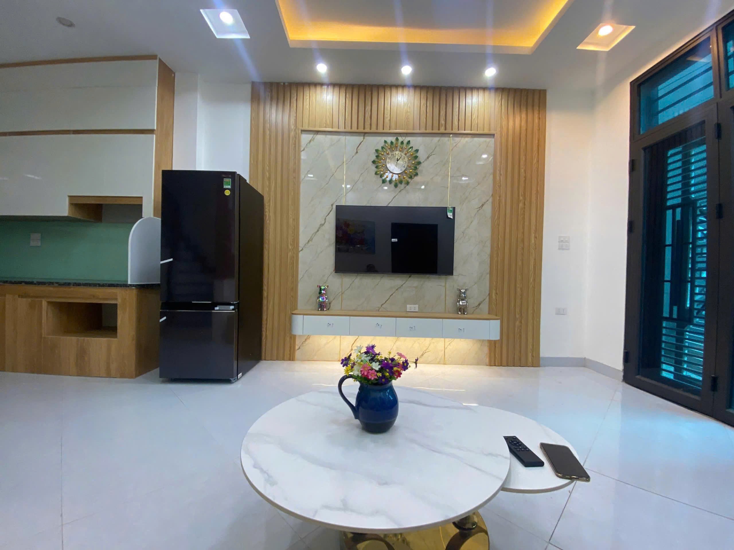 Siêu phẩm 5 tầng trên Ngô Quyền, sát CC The Pride, hưởng trọn vẹn tiện ích KĐT Văn Khê, nhỉnh 8 tỷ