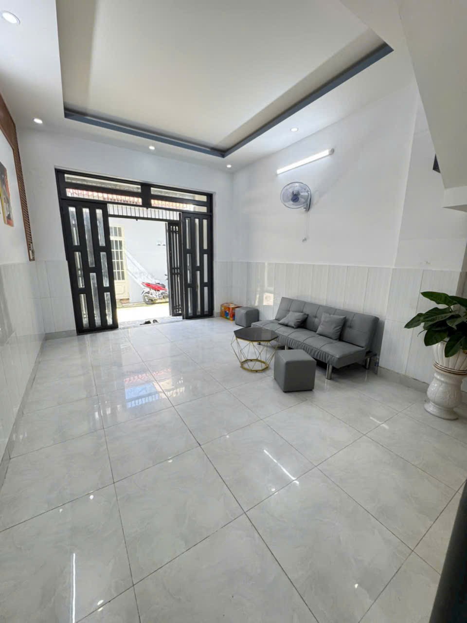 Nhà hẻm liên khu 4-5, Bình Hưng Hòa B, dt 40m2 1 lầu 2pn 2wc giá 3,7 tỷ 6