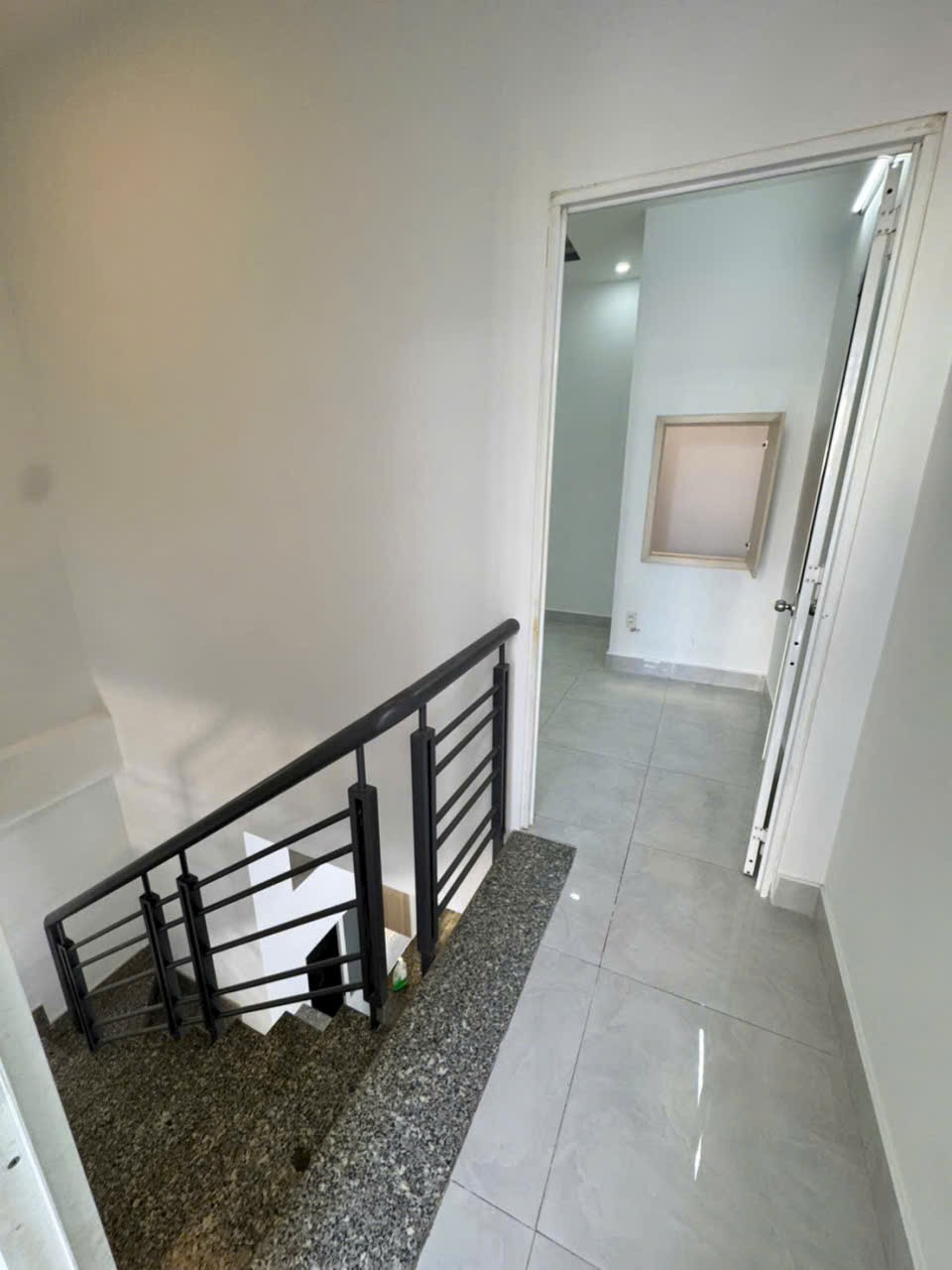 Nhà hẻm liên khu 4-5, Bình Hưng Hòa B, dt 40m2 1 lầu 2pn 2wc giá 3,7 tỷ 7
