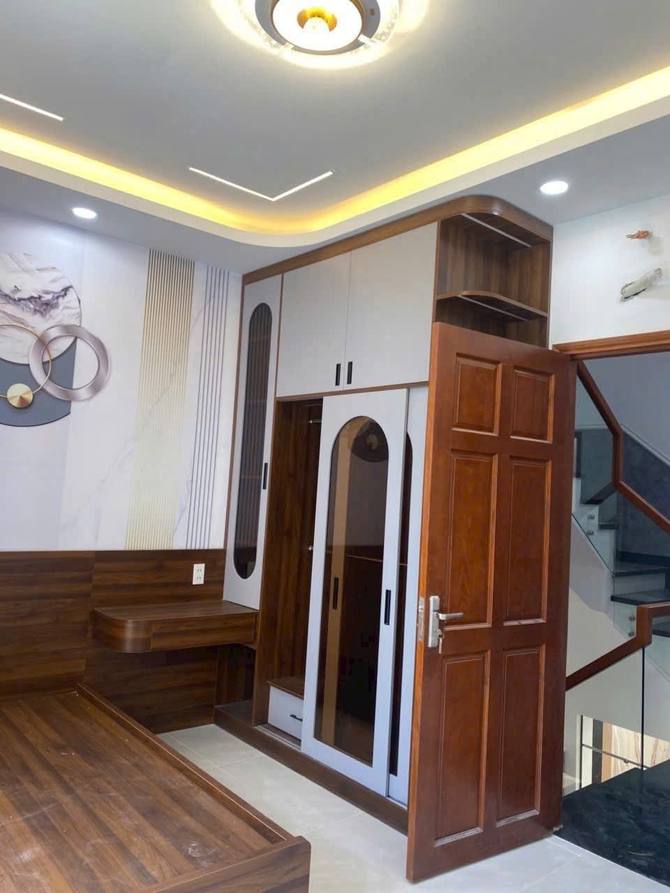 Nhả hẻm đường 18B, Bình Hưng Hòa dt 54m2 3 lầu 4pn 5wc giá 7,5 tỷ 5