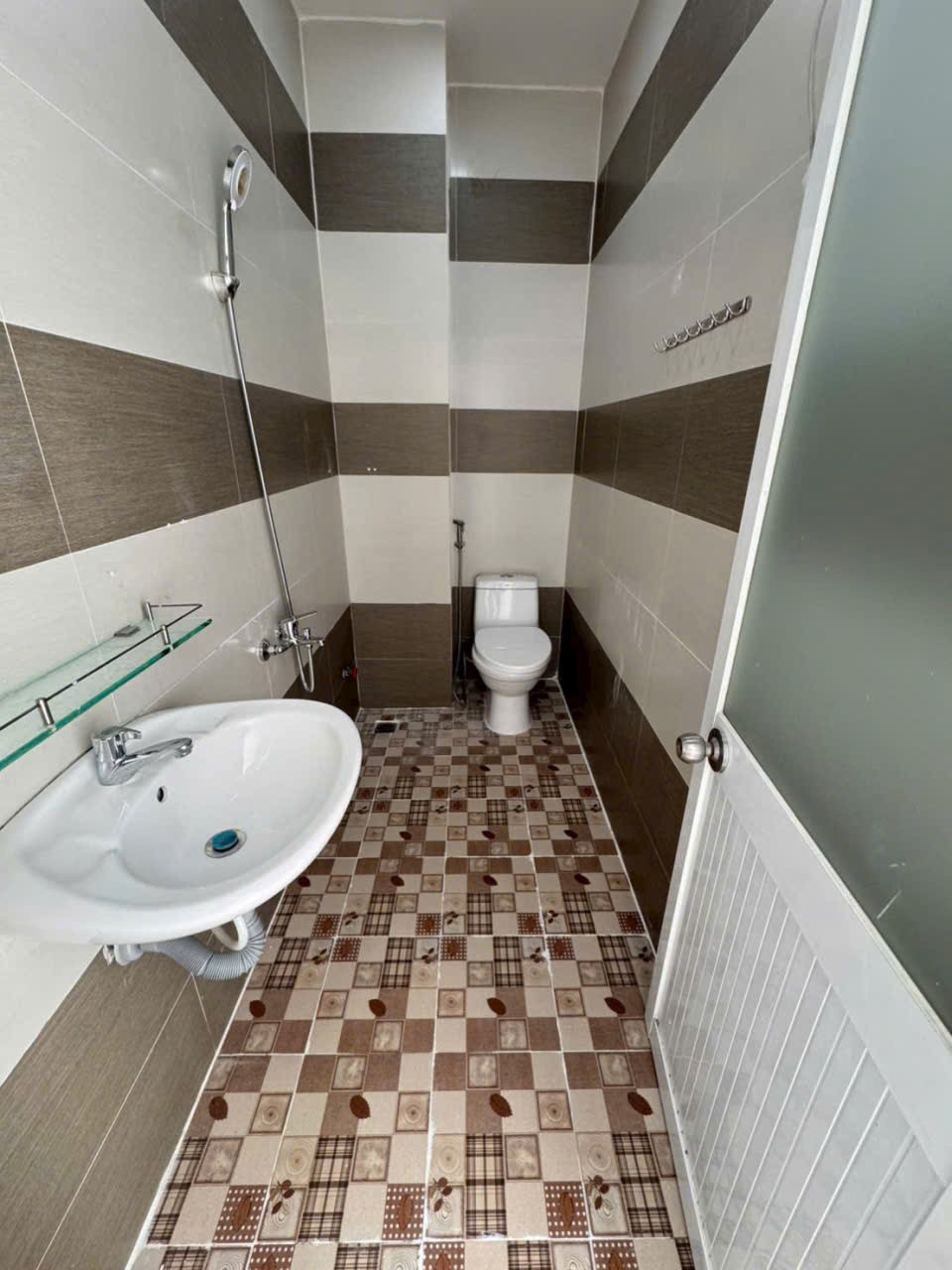 Nhà hẻm đường số 8, Bình Hưng Hòa B dt 64m2 3 lầu 4pn 3wc giá 5,15 tỷ 12