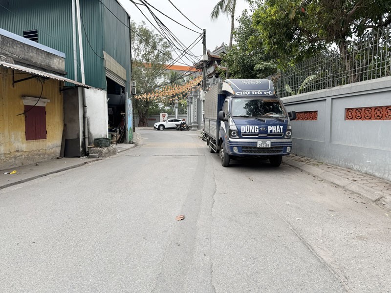 Cần bán 107m2 đất ngõ 48 Ngọc Trì - Đường ô tô, cách 50m ra mặt phố Cổ Linh 5