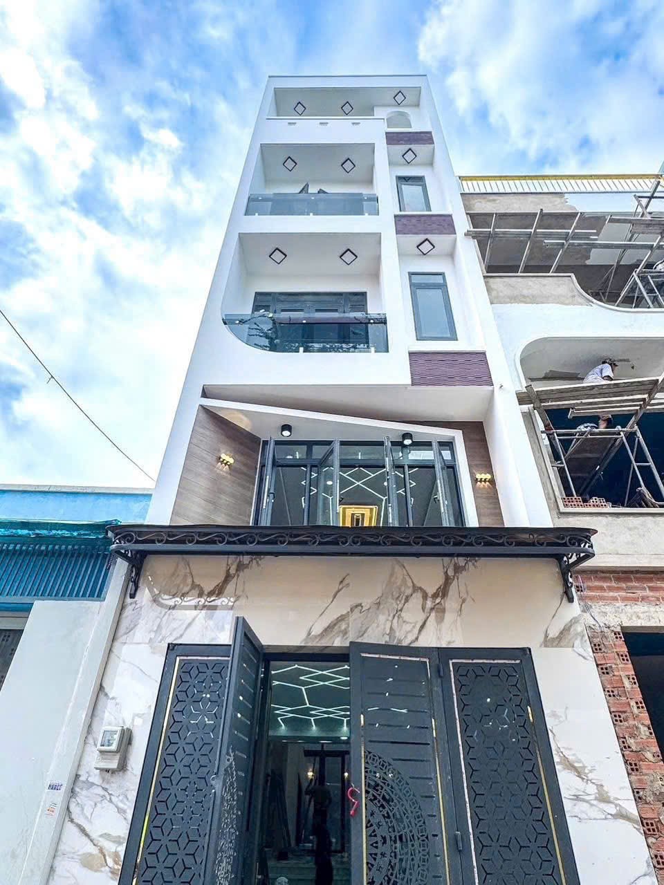 Nhà hẻm Lê Văn Quới, Bình Hưng Hòa A dt 60m2 3 lầu 4pn 5wc giá 6,5 tỷ