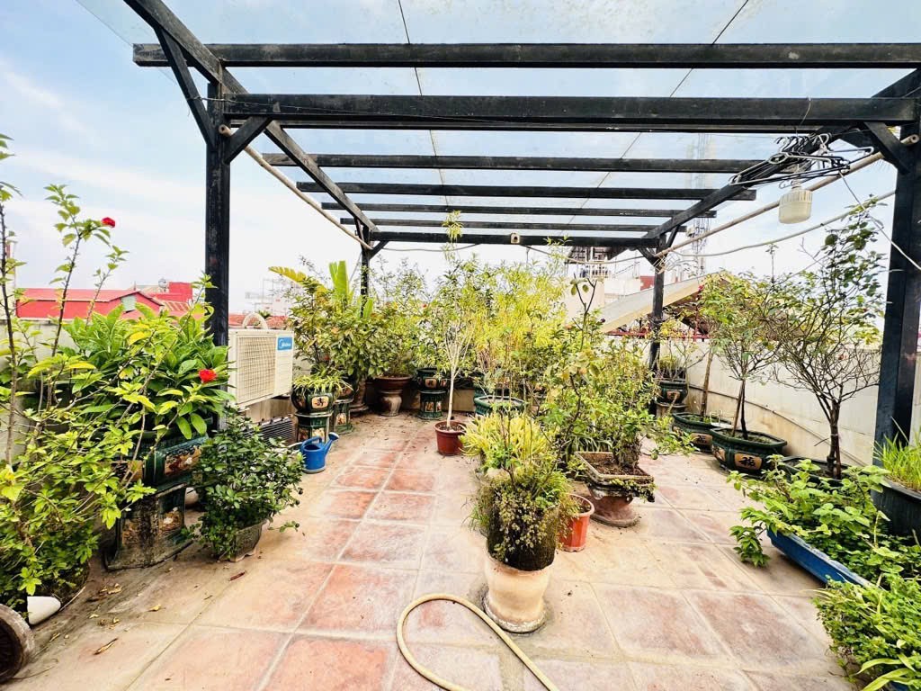 Âu Cơ nhà siêu đẹp - ngõ thông - VF3 qua nhà - 75m2 giá 19 tỷ 5