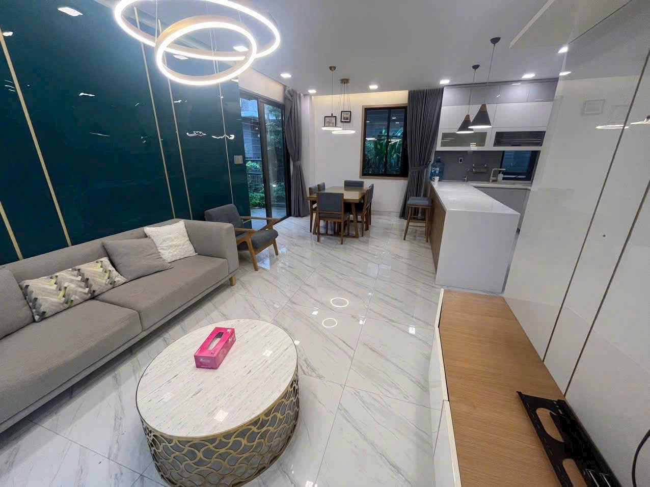 Cho thuê Nhà mặt tiền Phường Phú Hữu, Quận 9, Diện tích 169m², Giá 25 Triệu/tháng