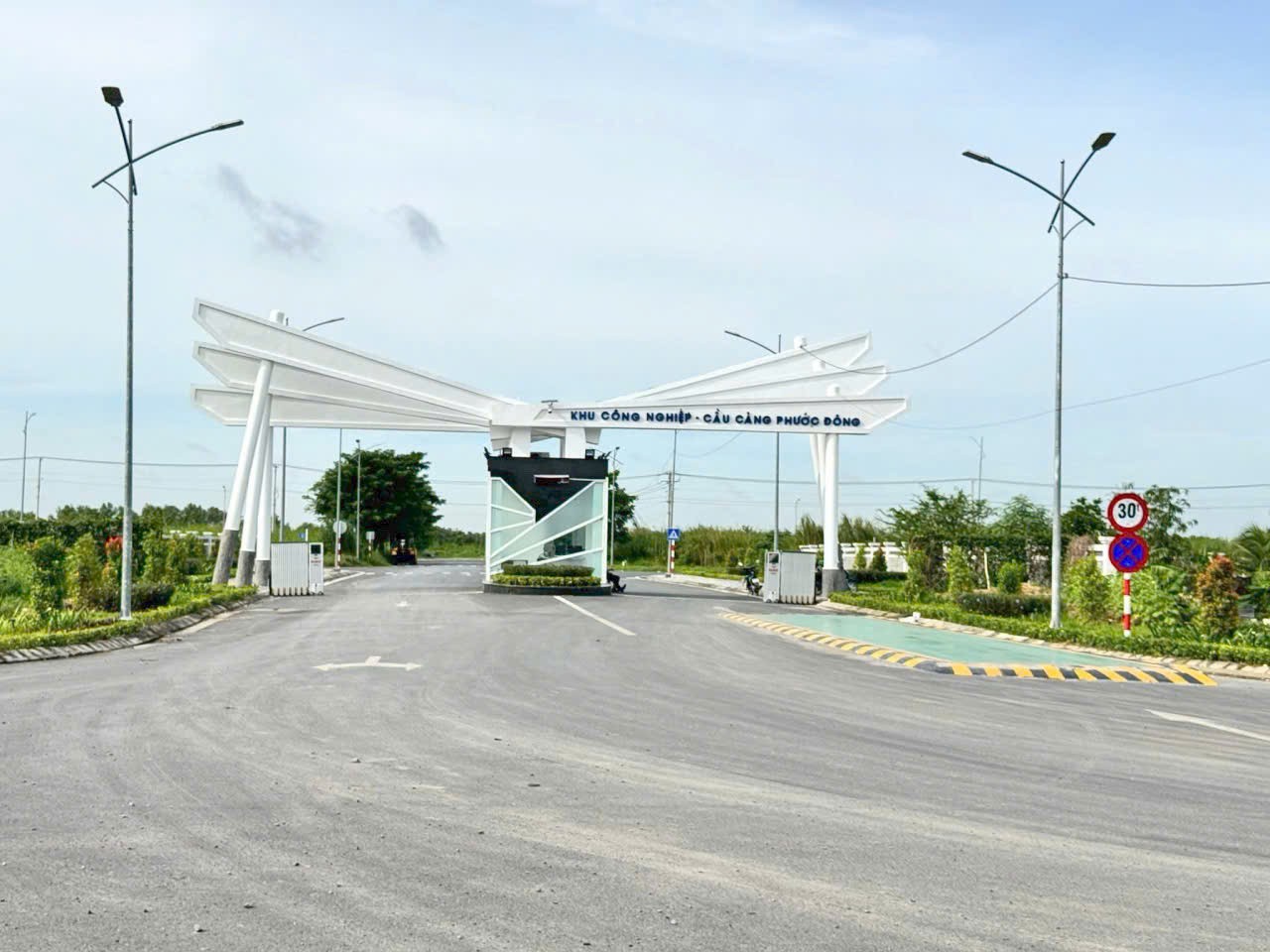 Đất thổ cư 351m2 mt đường 7 mét xã Phước Đông giá rẻ đầu tư 1 tỏi 5