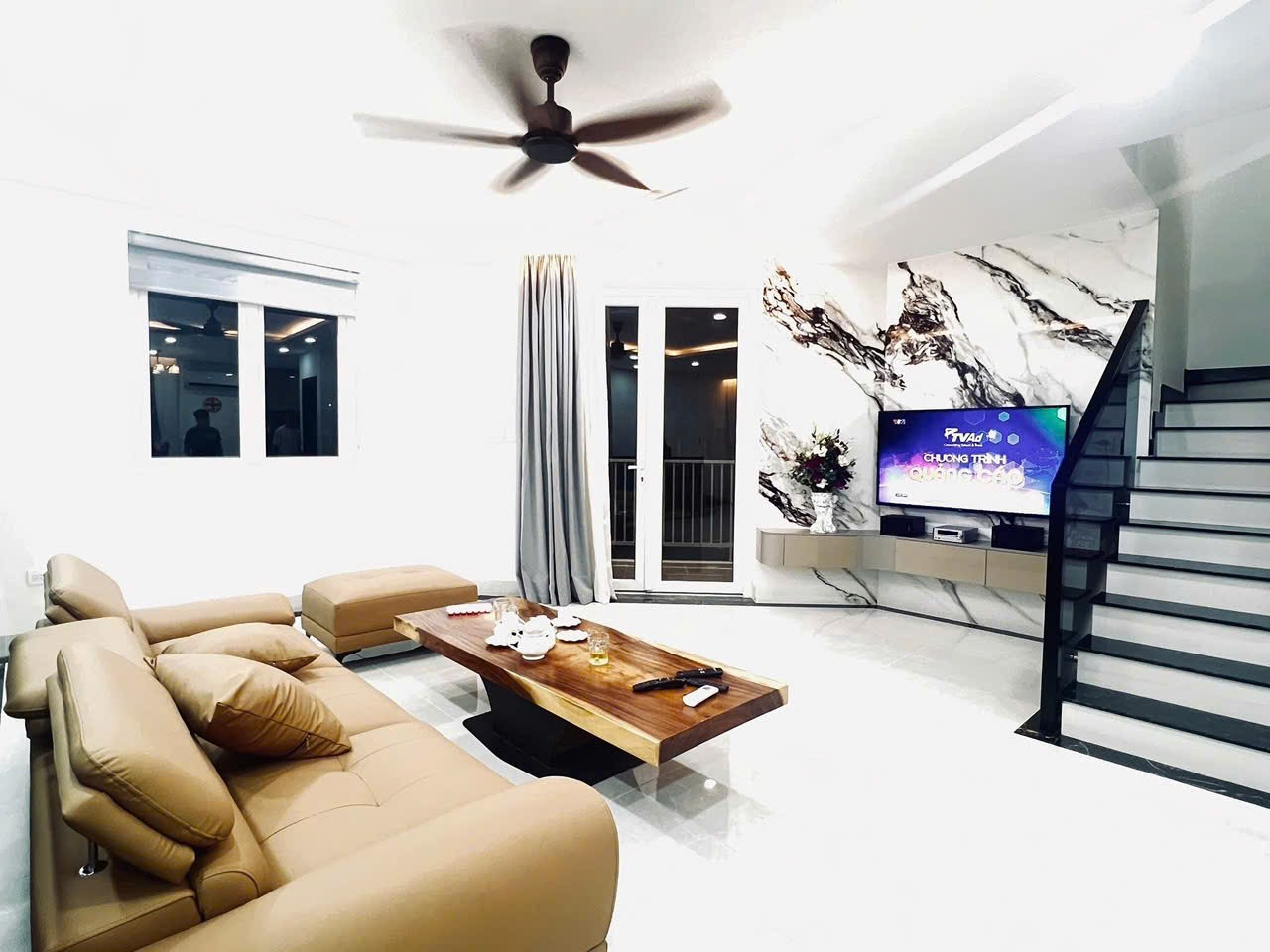 Cho thuê Nhà mặt tiền Quận 9, Hồ Chí Minh, Diện tích 100m², Giá 20 Triệu/tháng