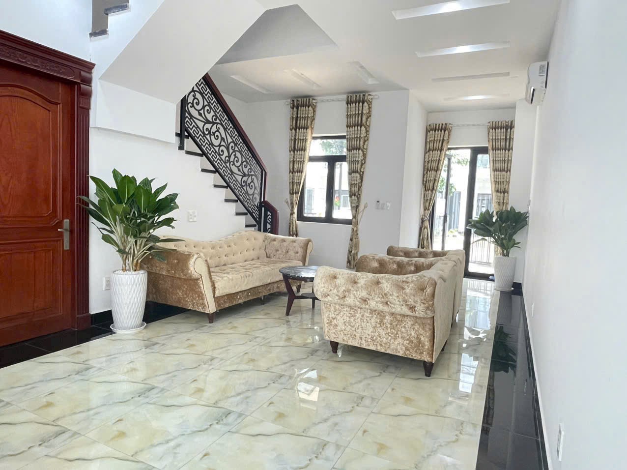 Cho thuê Nhà mặt tiền Phường Trường Thạnh, Quận 9, Diện tích 75m², Giá Thương lượng 8